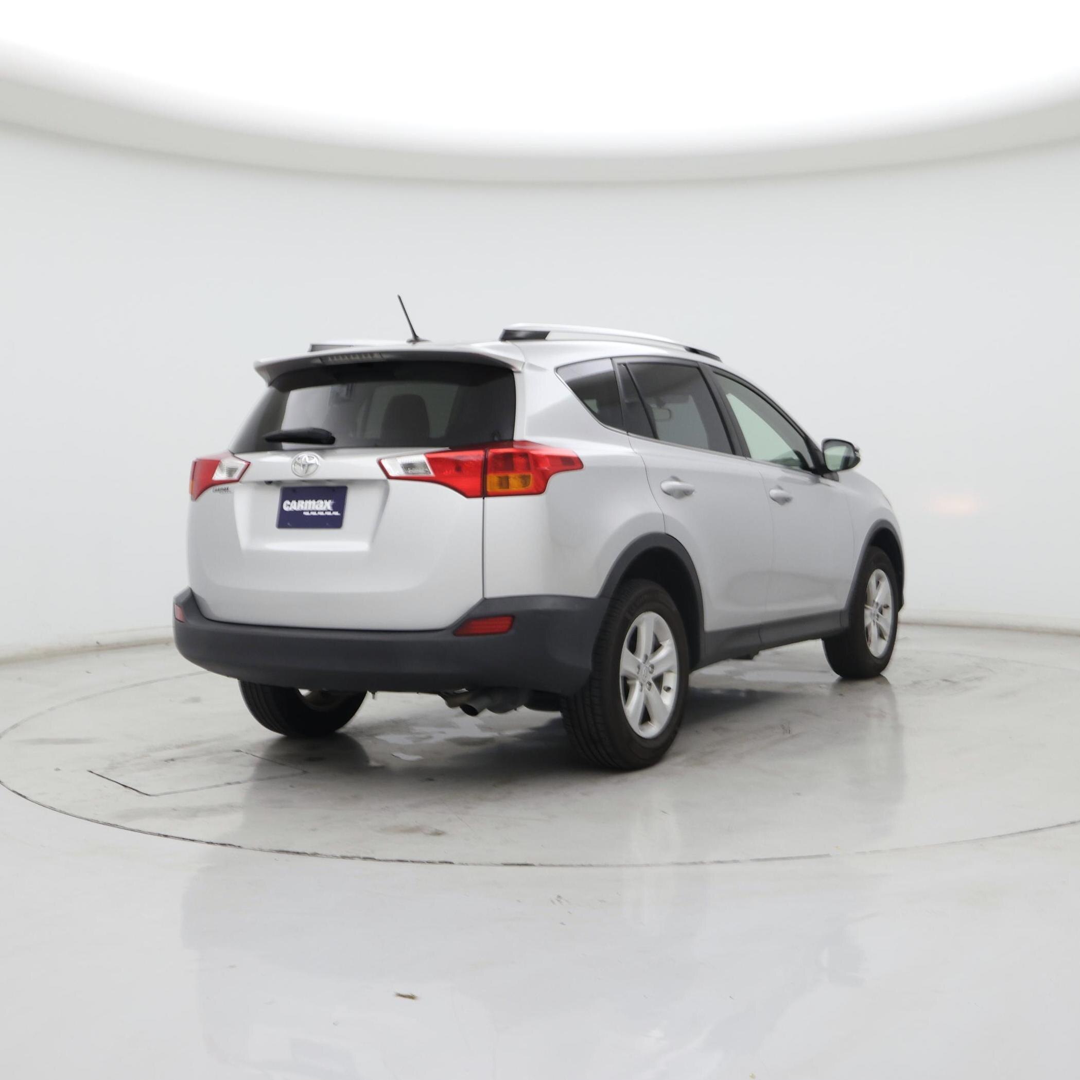 Thumbnail: 2014 Toyota RAV4 - 8
