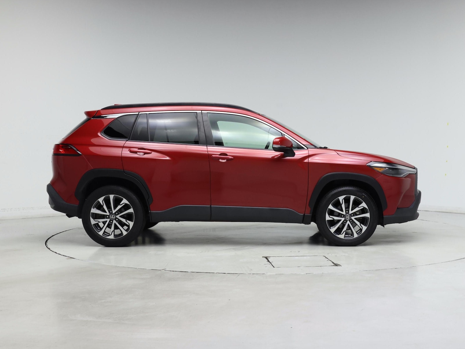 2022 Toyota Corolla Cross XLE - Photo 8