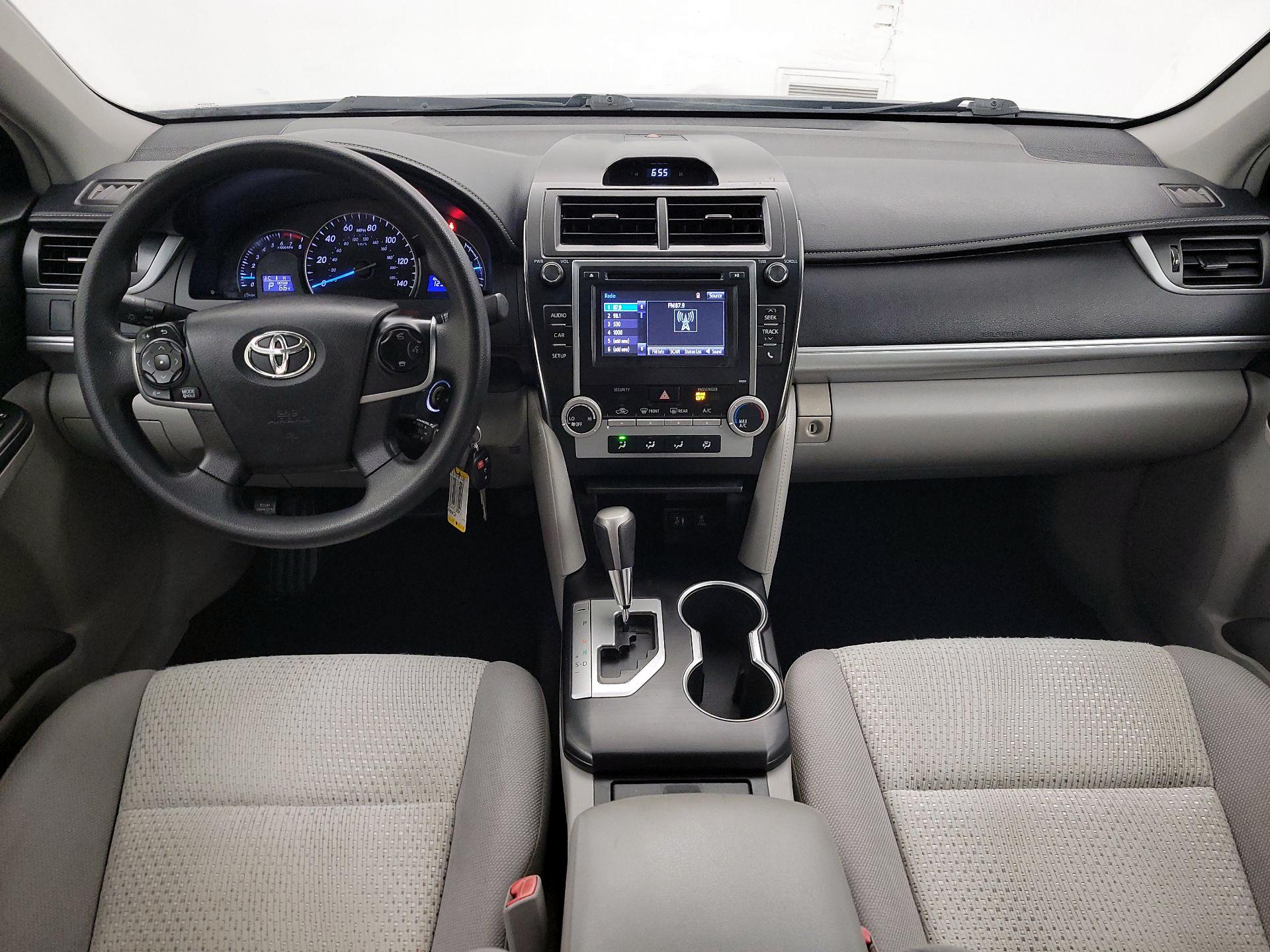 Thumbnail: 2014 Toyota Camry - 9