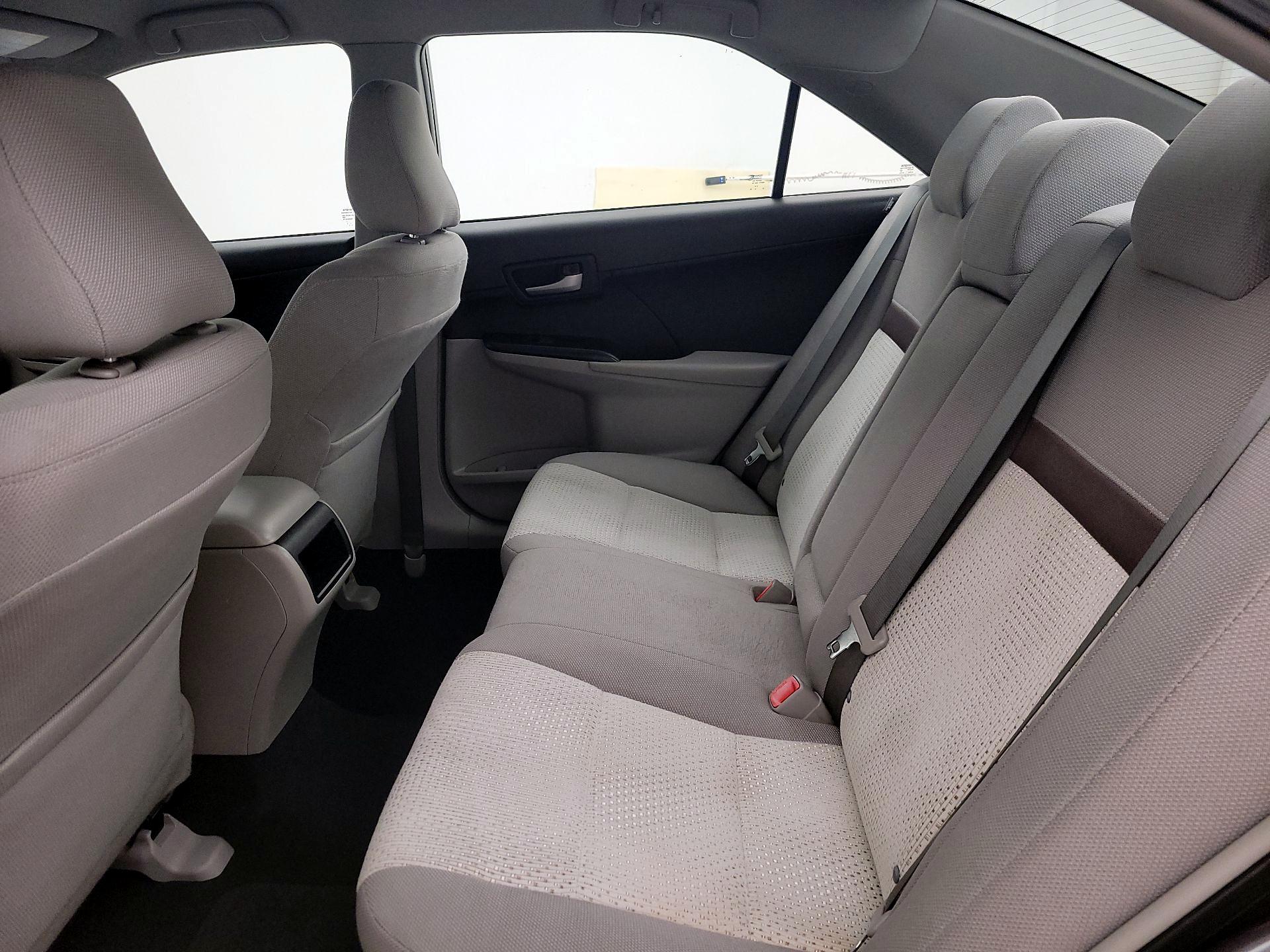 Thumbnail: 2014 Toyota Camry - 18