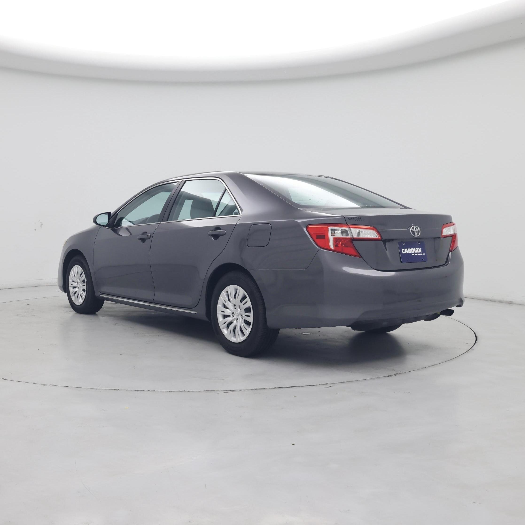 Thumbnail: 2014 Toyota Camry - 2