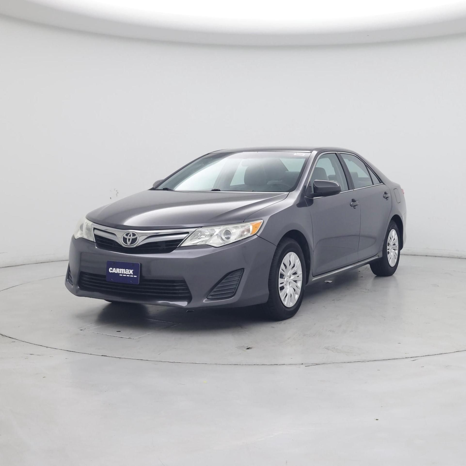 Thumbnail: 2014 Toyota Camry - 4