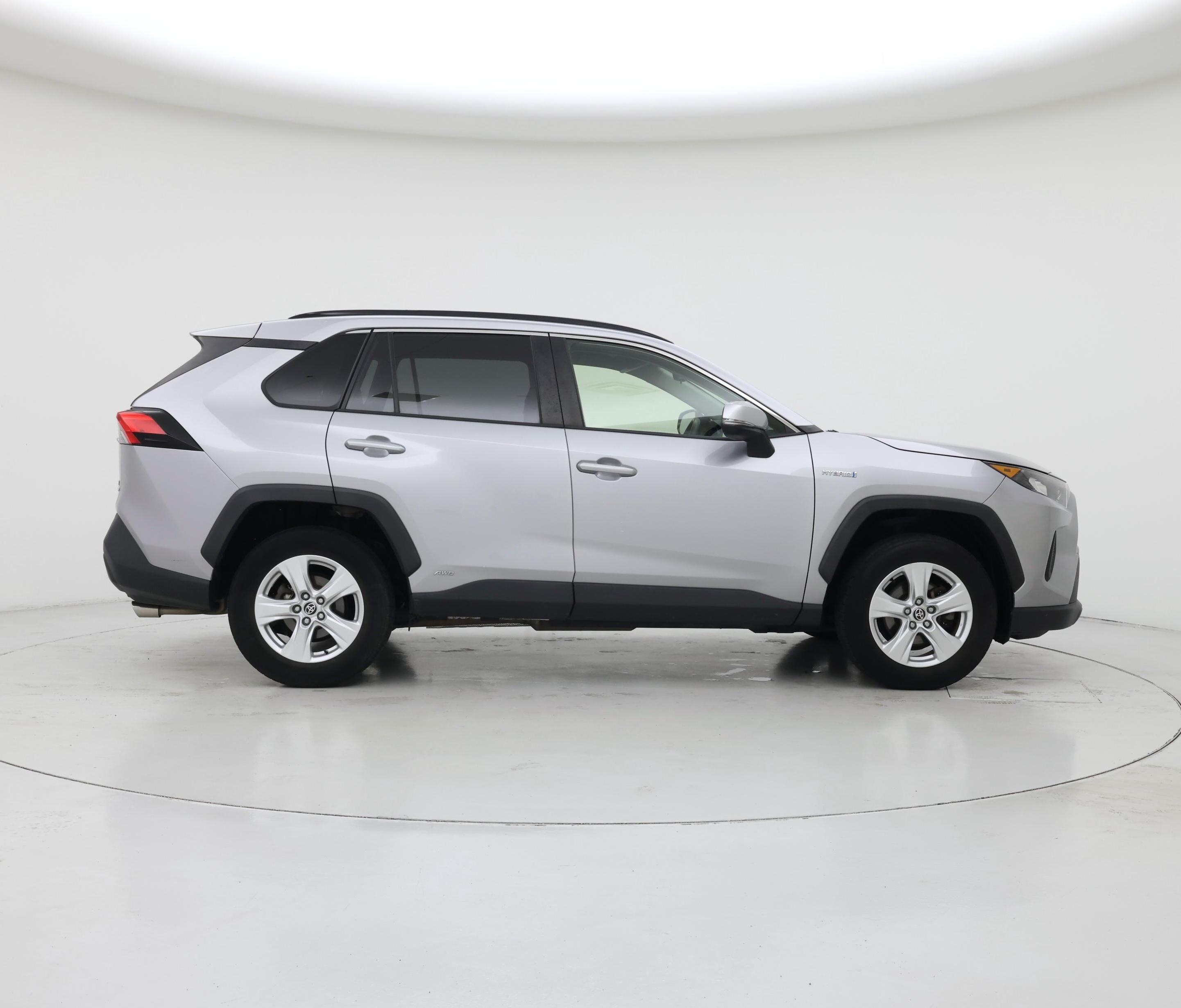 Thumbnail: 2020 Toyota RAV4 - 7
