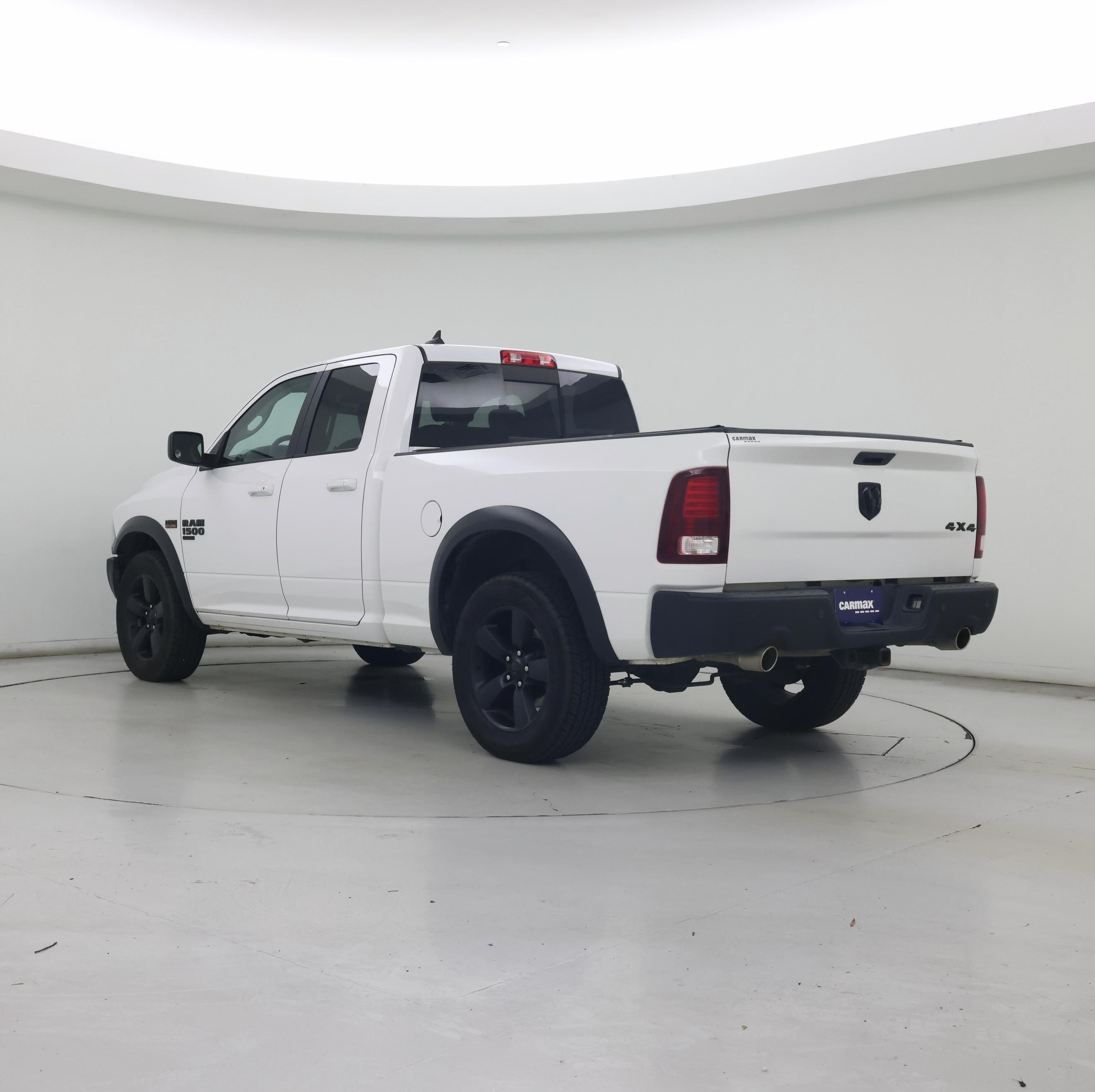 Thumbnail: 2019 RAM 1500 Classic - 2
