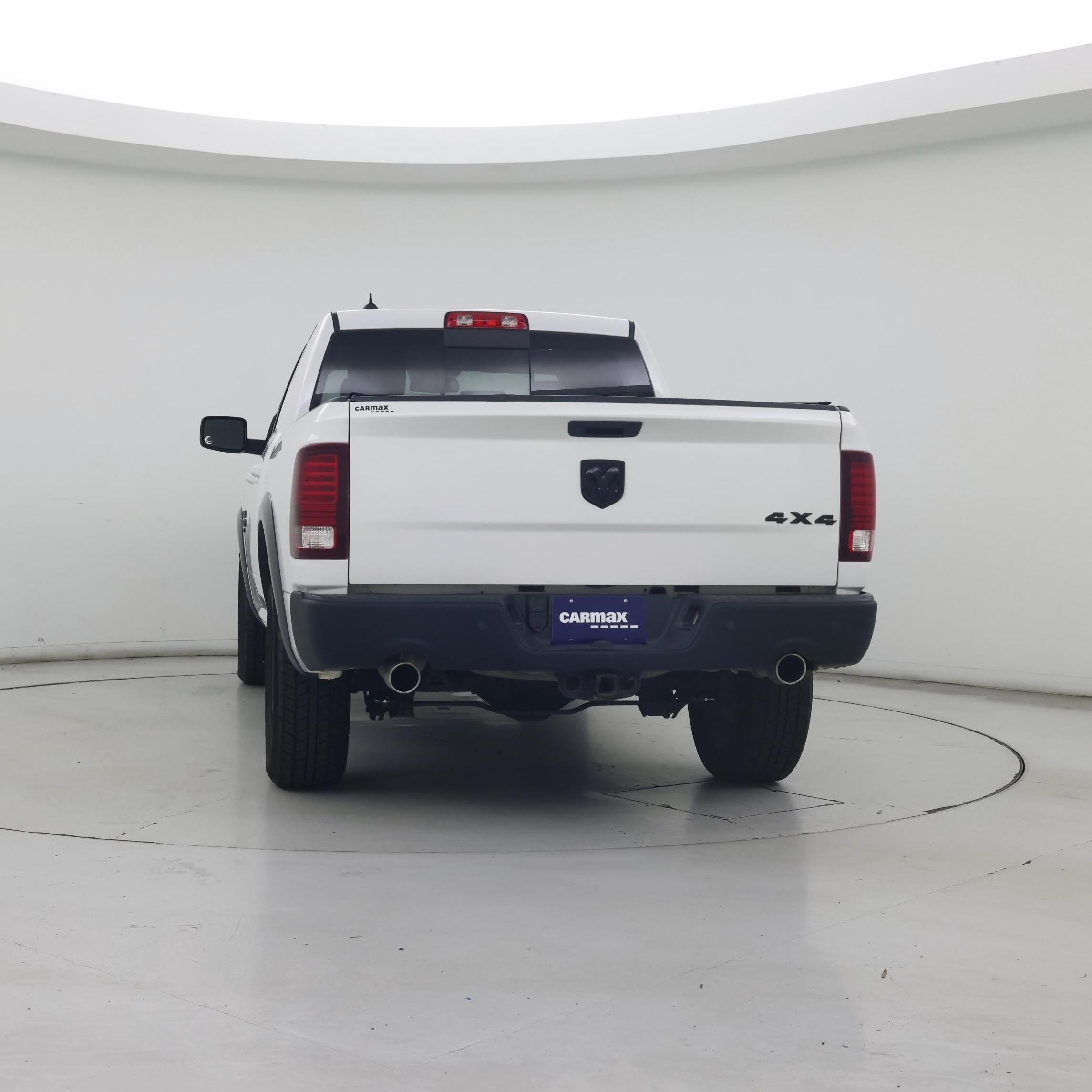 Thumbnail: 2019 RAM 1500 Classic - 6