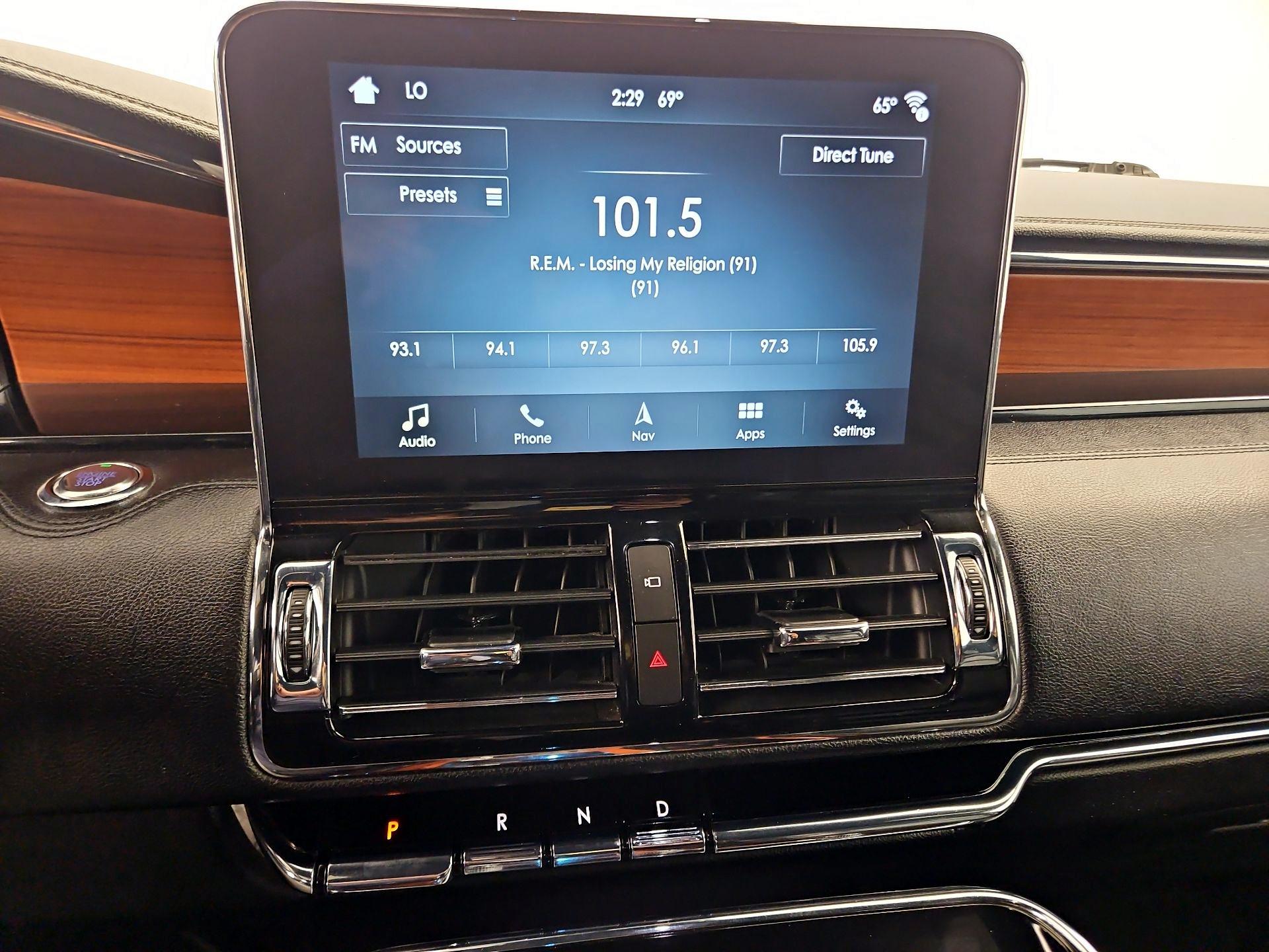 Thumbnail: 2019 Lincoln Navigator L - 15