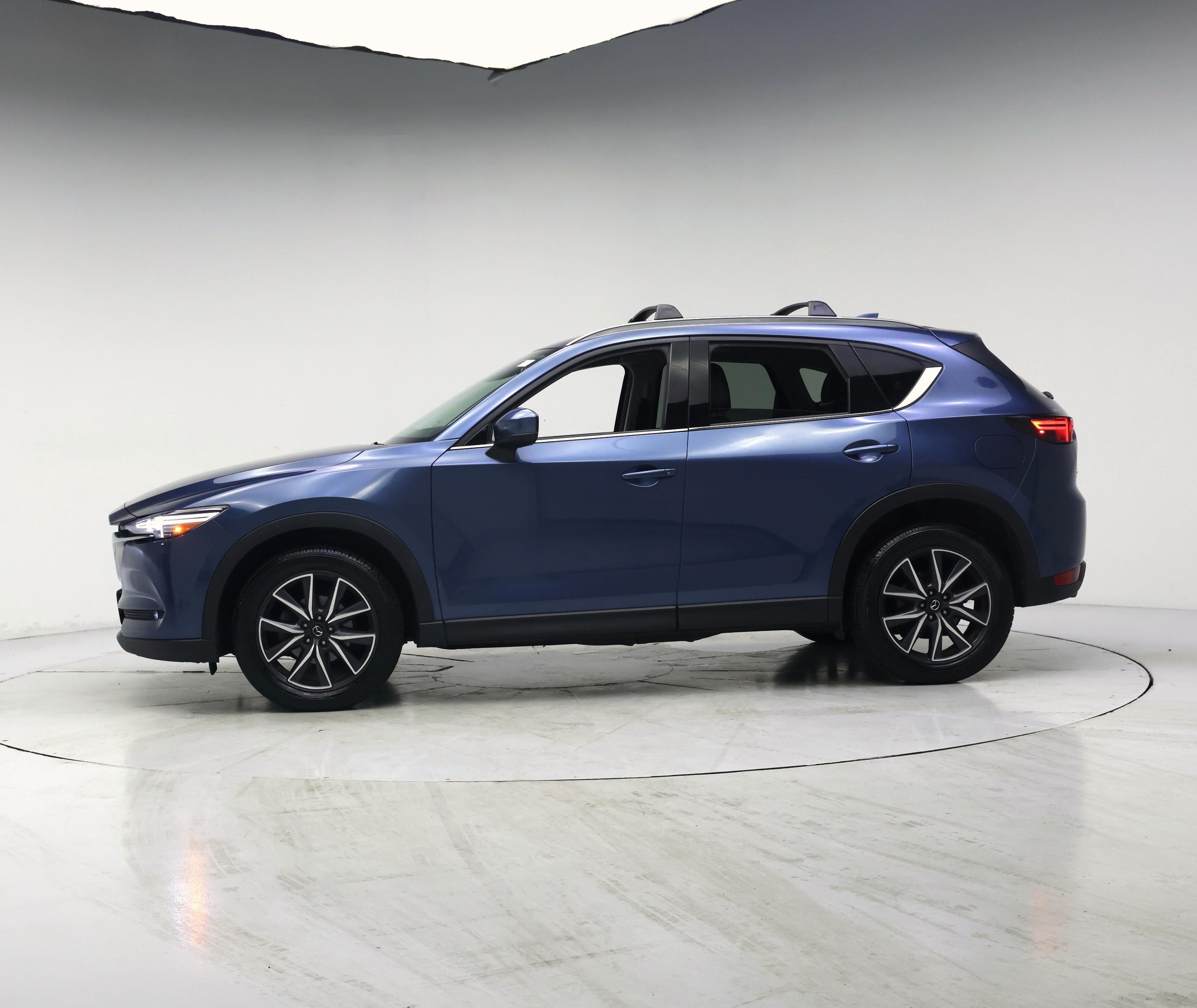 Thumbnail: 2018 Mazda CX-5 - 3