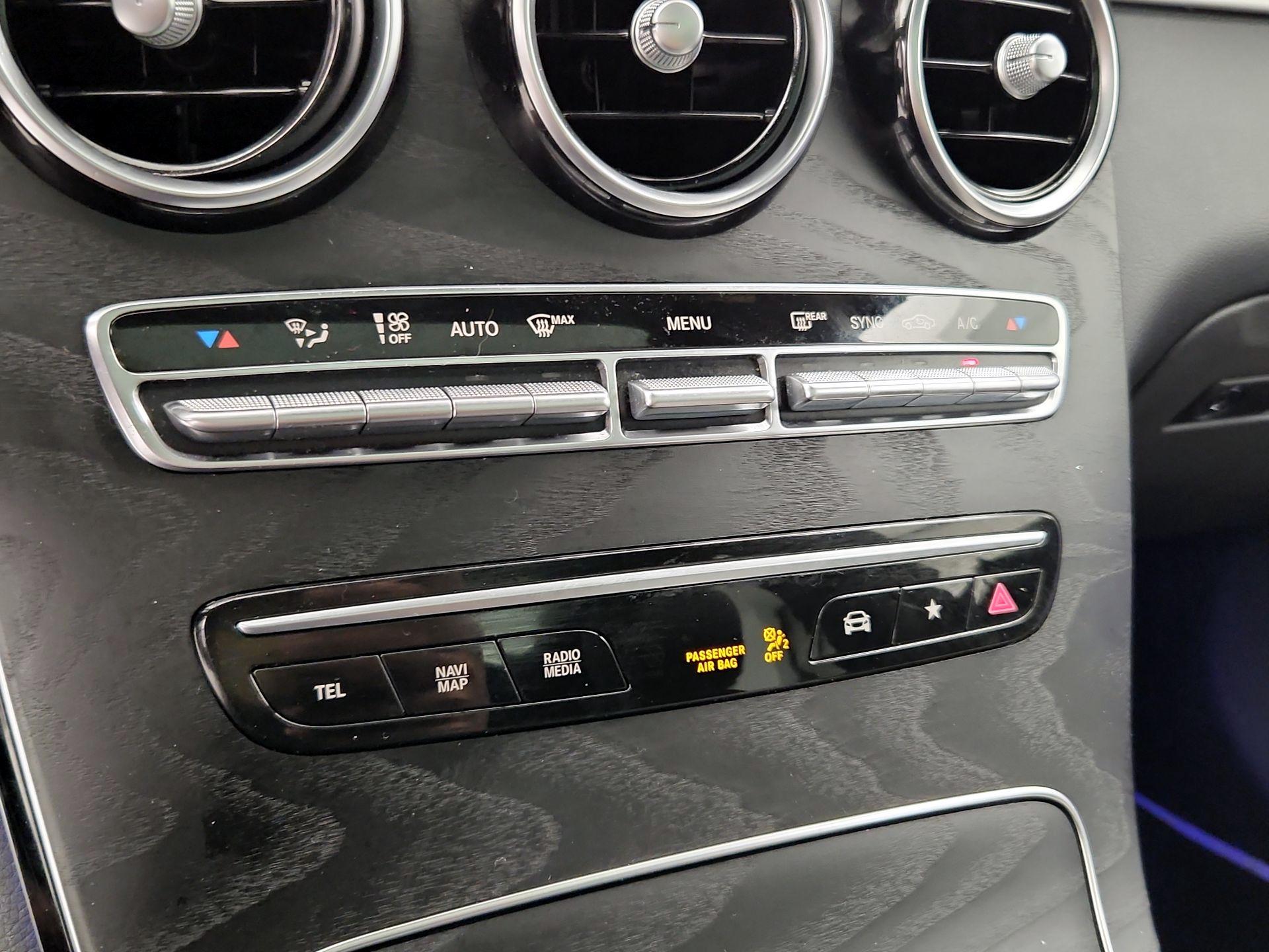 Thumbnail: 2021 Mercedes-Benz GLC - 16