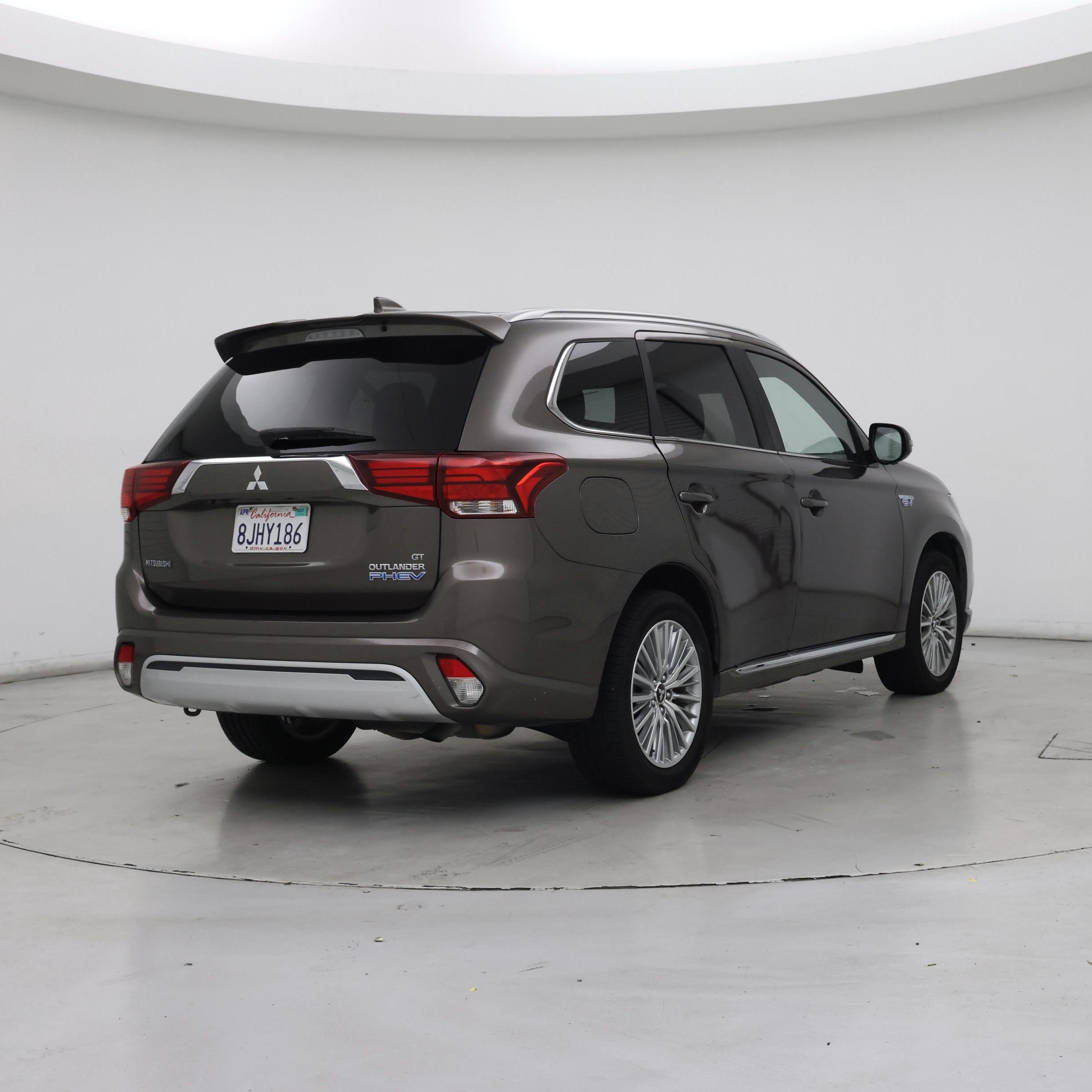 Thumbnail: 2019 Mitsubishi Outlander - 8