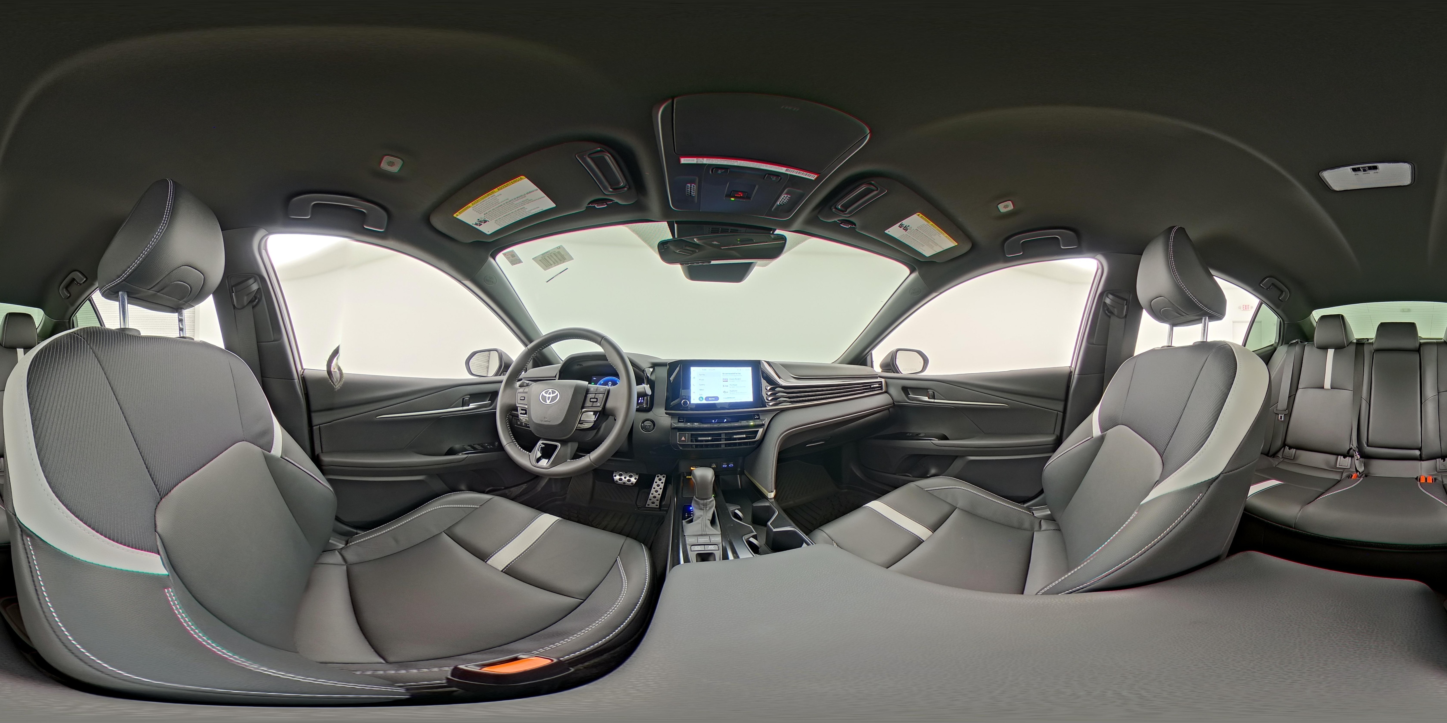 2026 Toyota Camry SE - Photo 24