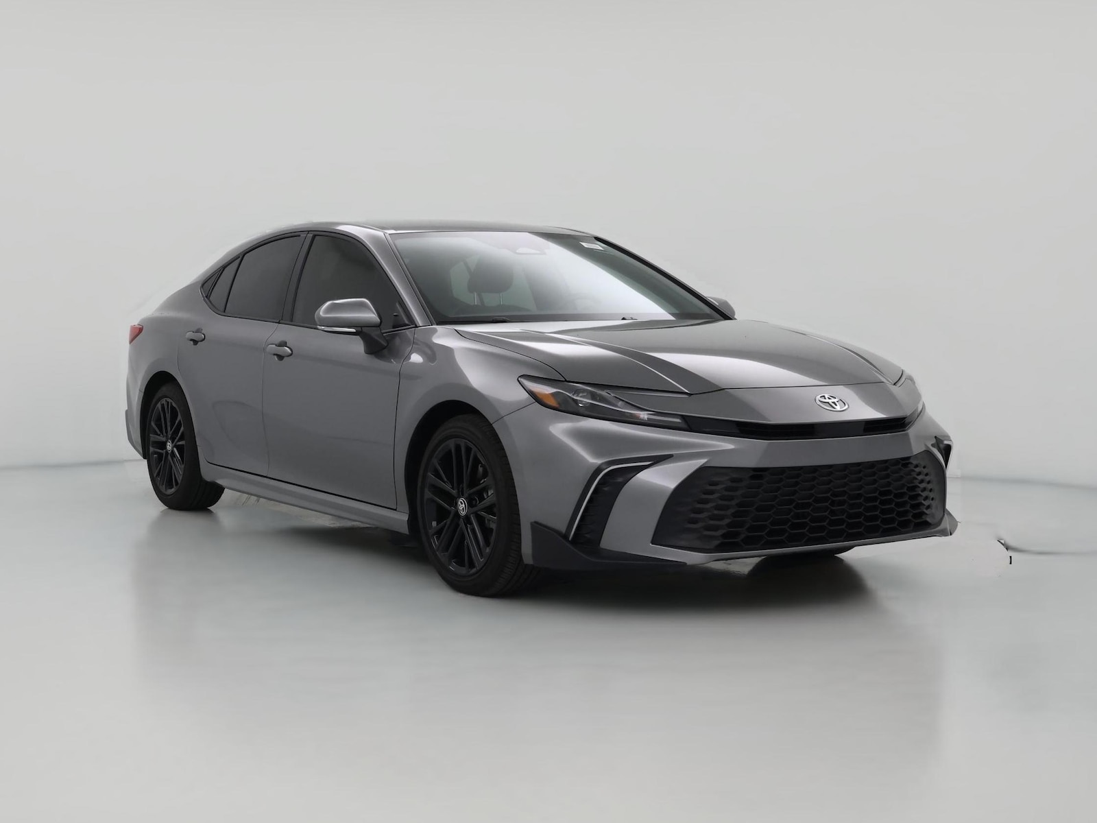 2026 Toyota Camry SE - Photo 1