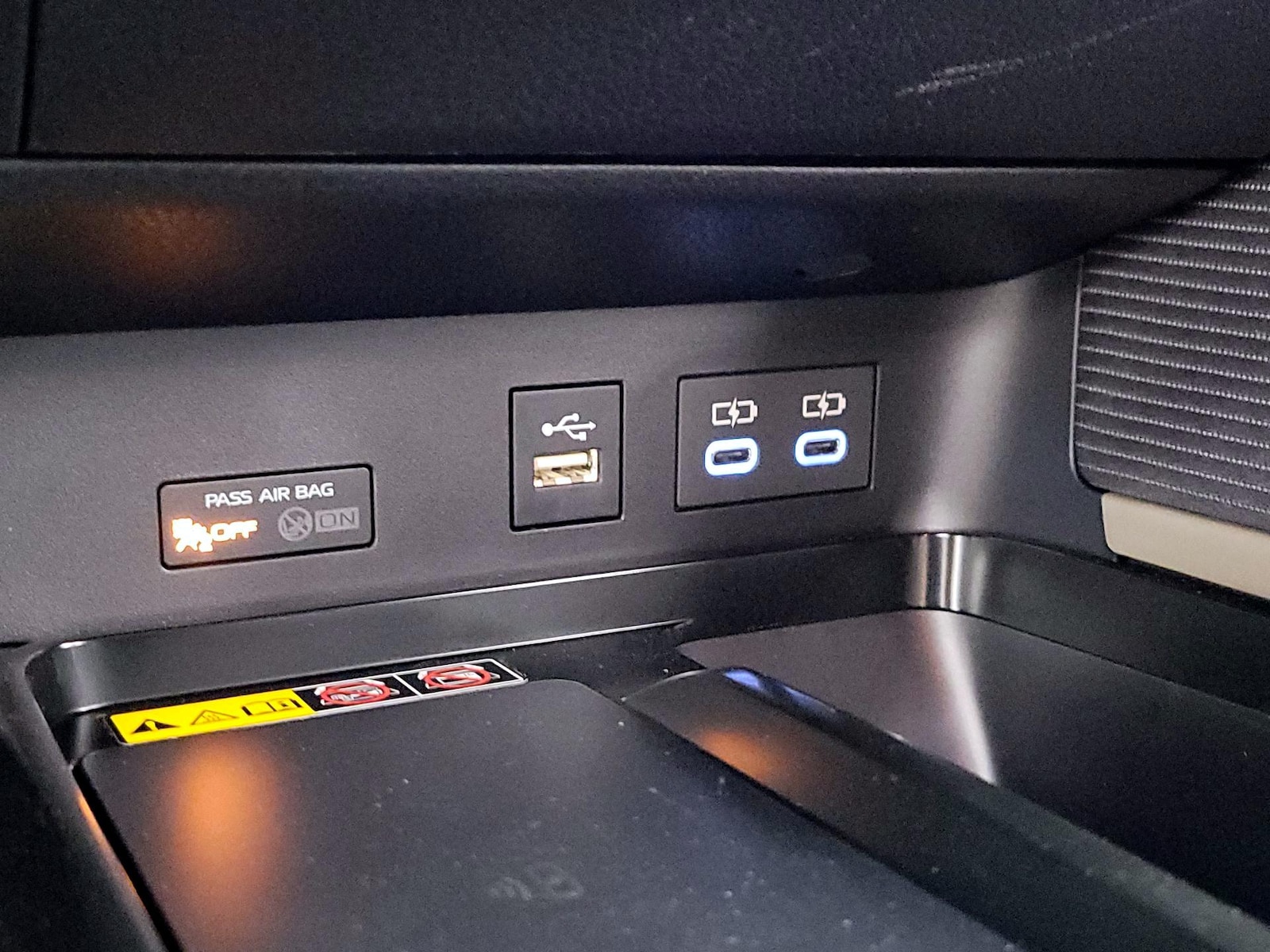 2026 Toyota Camry SE - Photo 19