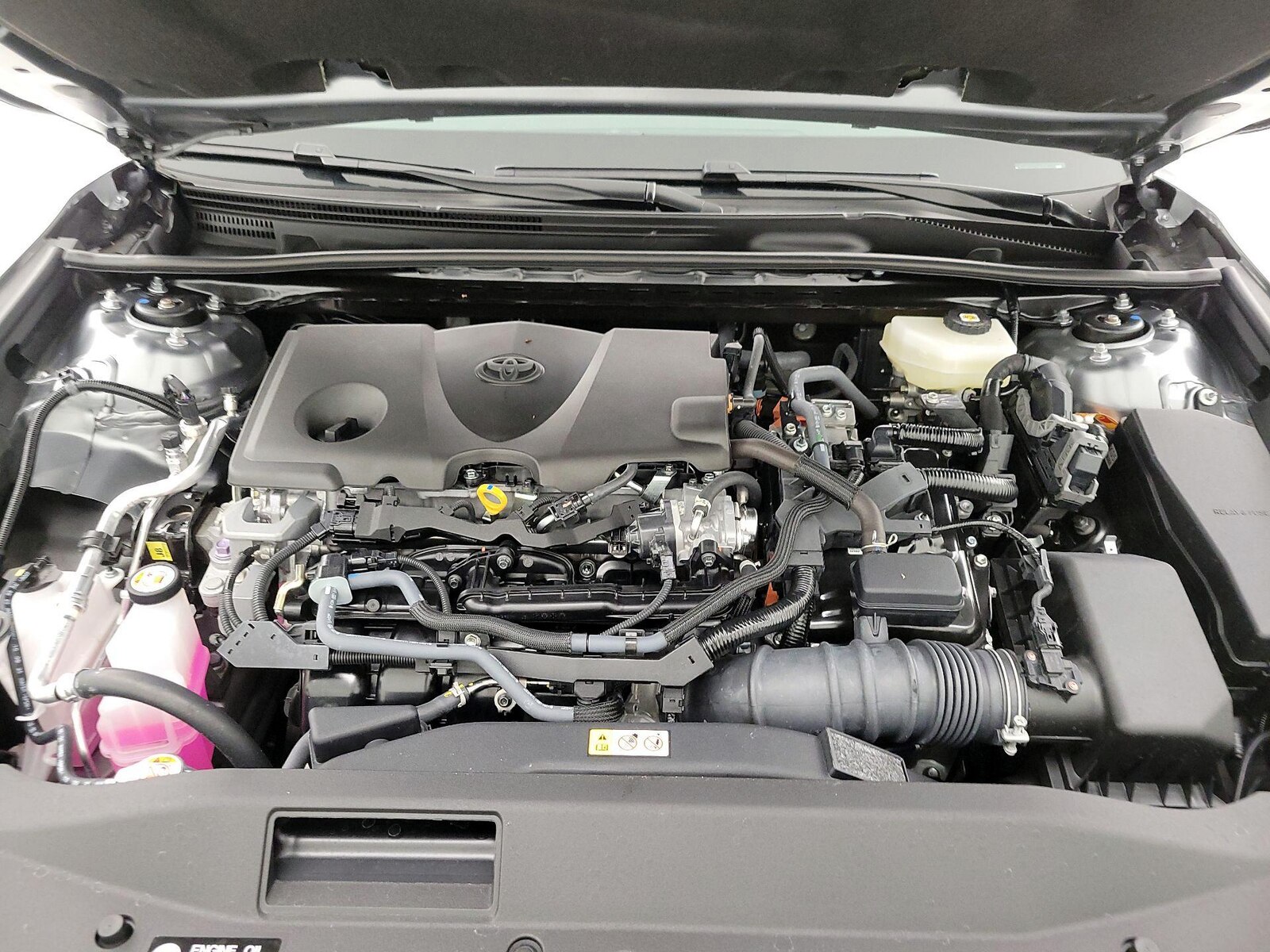 2026 Toyota Camry SE - Photo 22