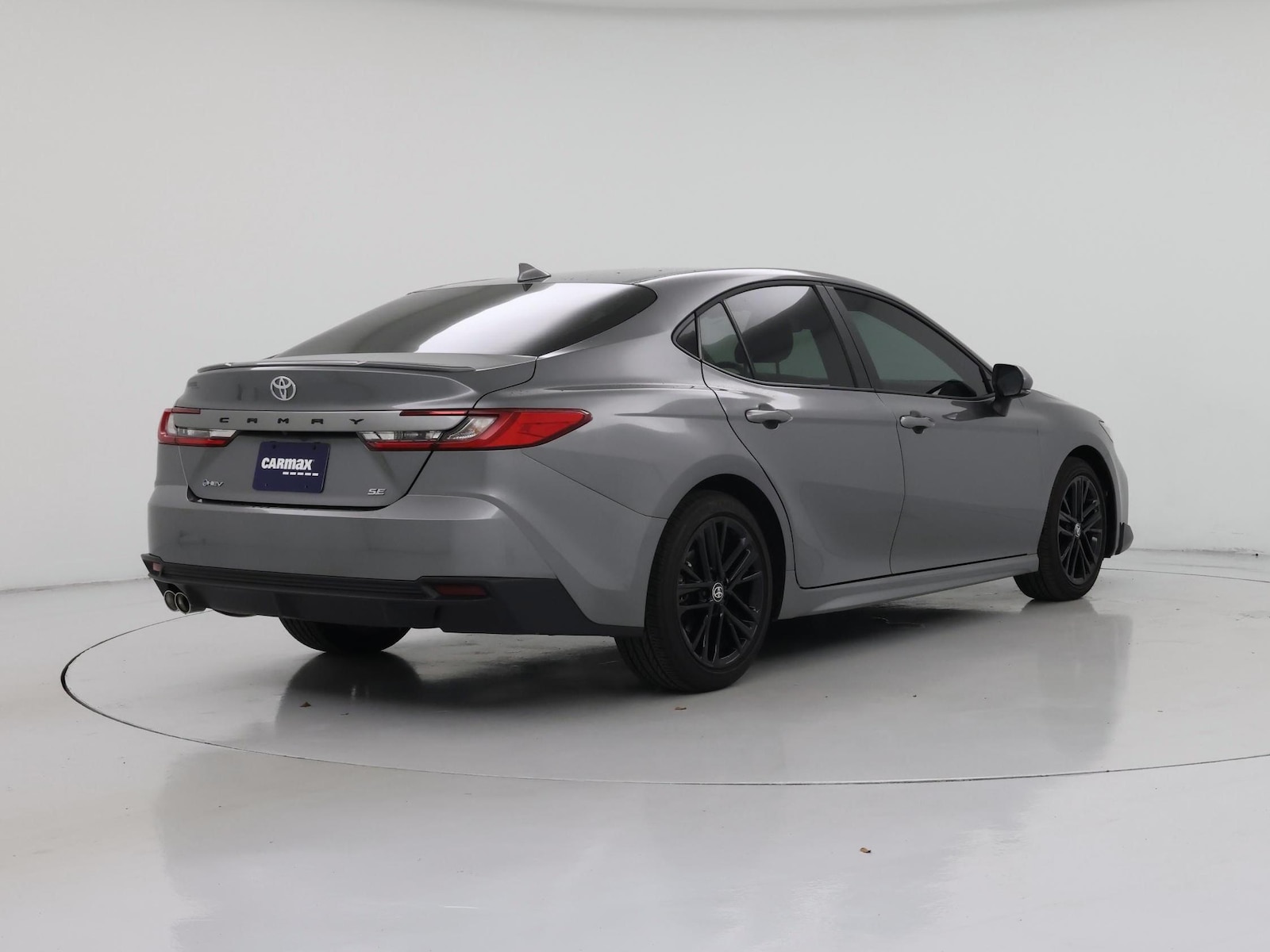 2026 Toyota Camry SE - Photo 9