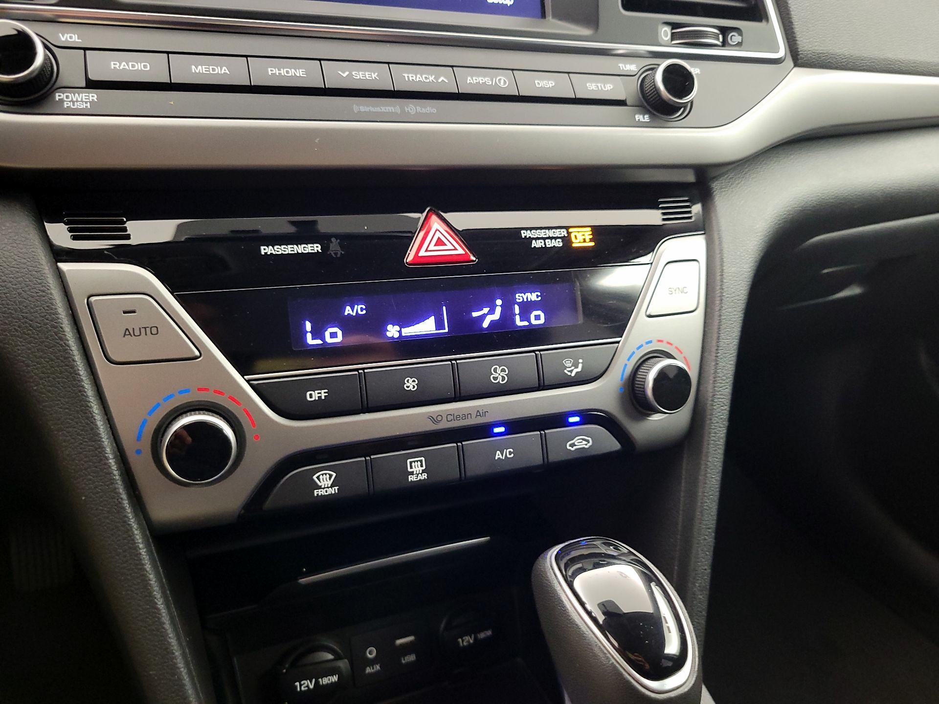 Thumbnail: 2018 Hyundai Elantra - 16