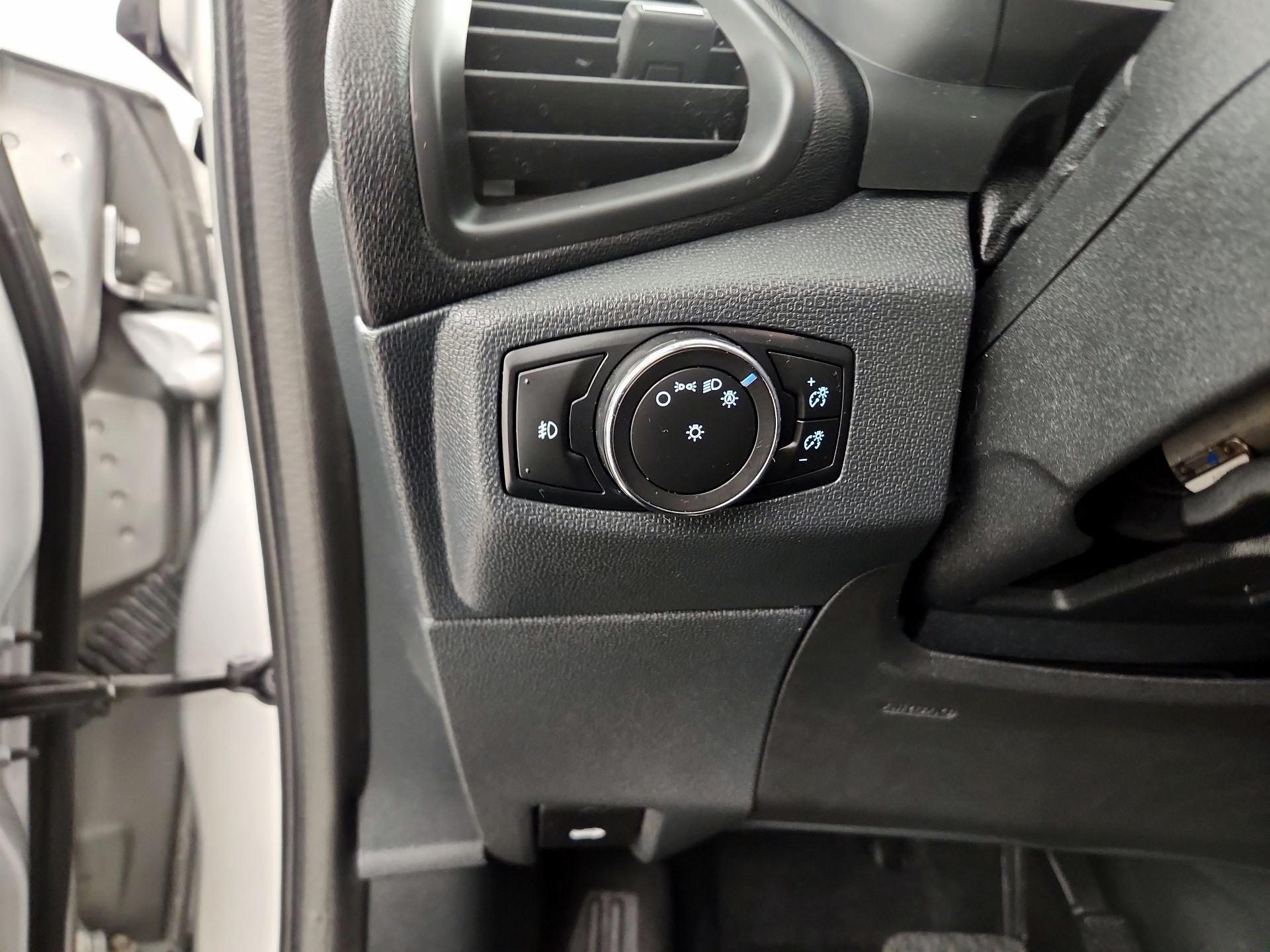 Thumbnail: 2018 Ford EcoSport - 11