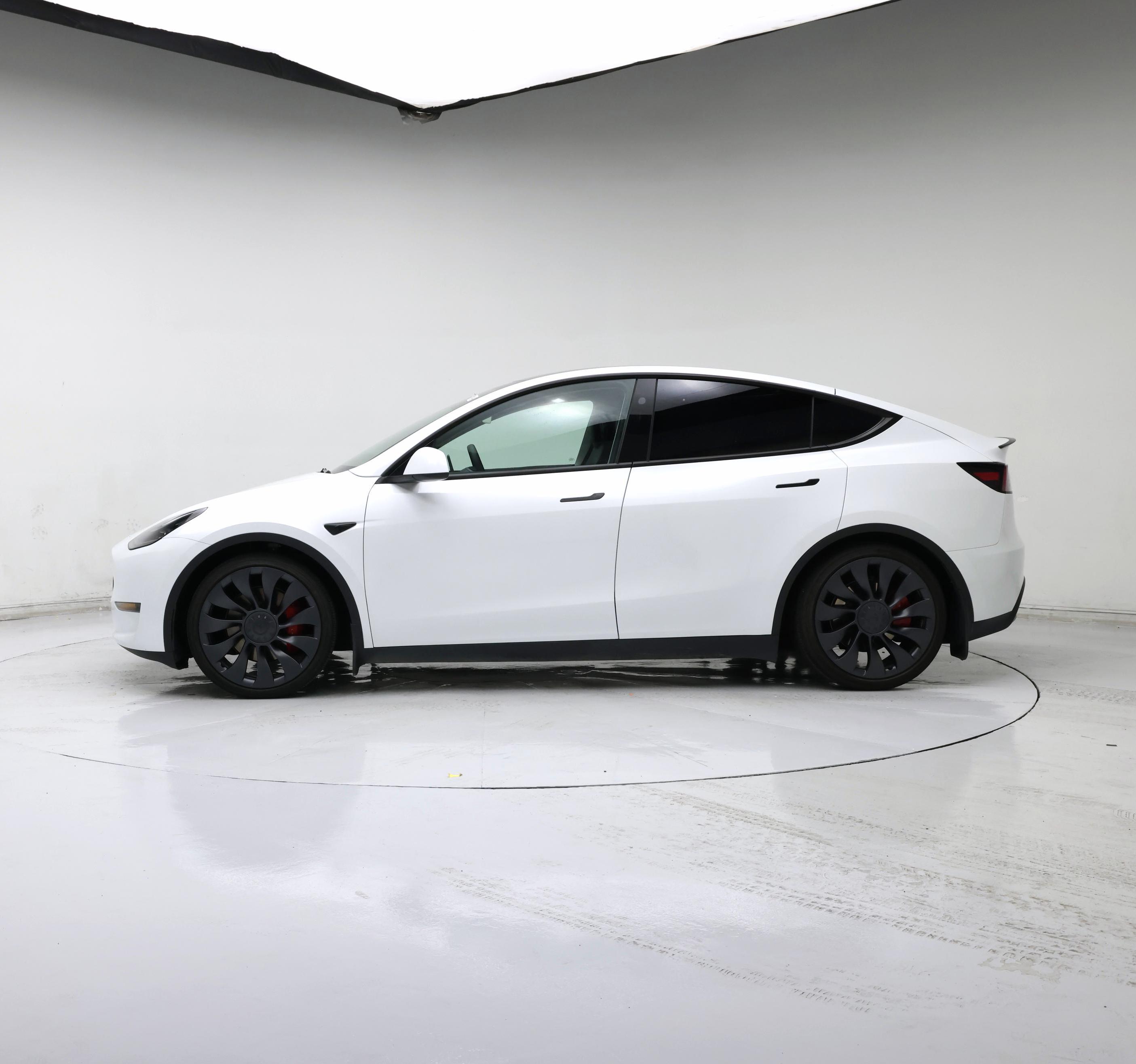Thumbnail: 2024 Tesla Model Y - 3