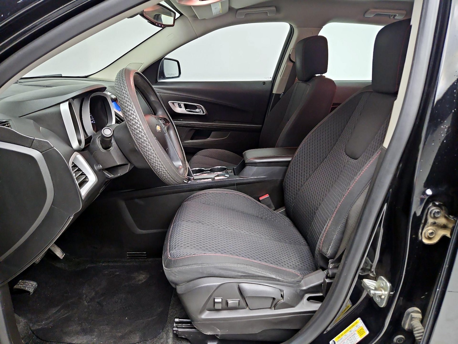 2015 Chevrolet Equinox LS - Photo 12