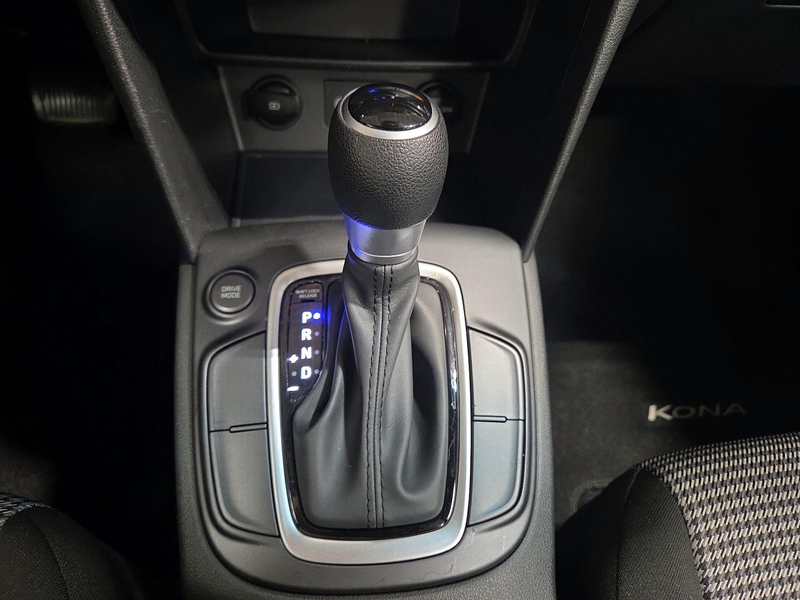 2020 Hyundai Kona SE - Photo 18