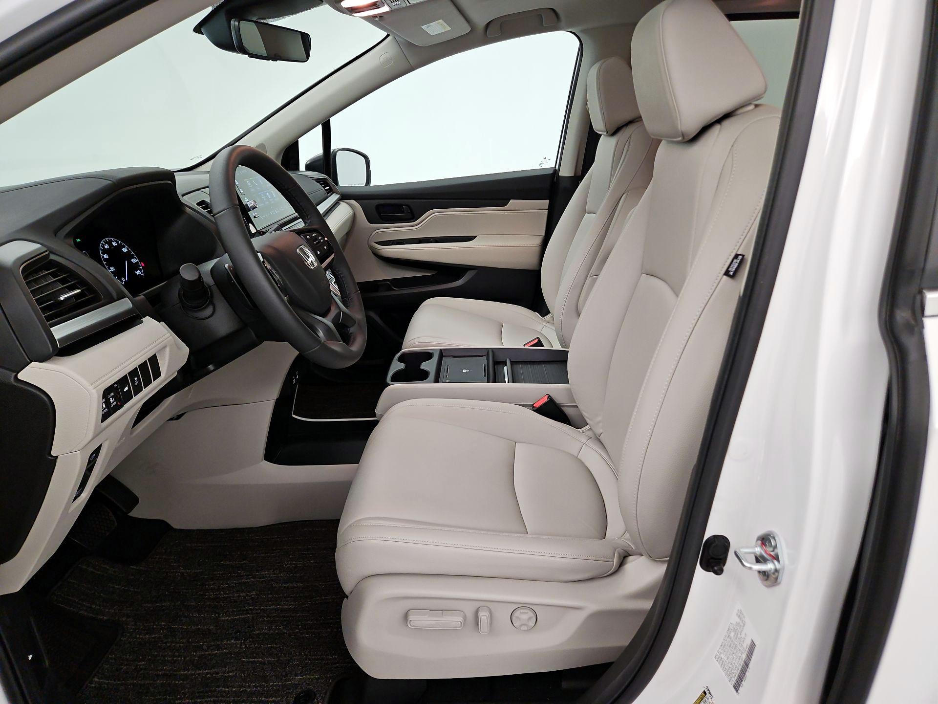 Thumbnail: 2026 Honda Odyssey - 9