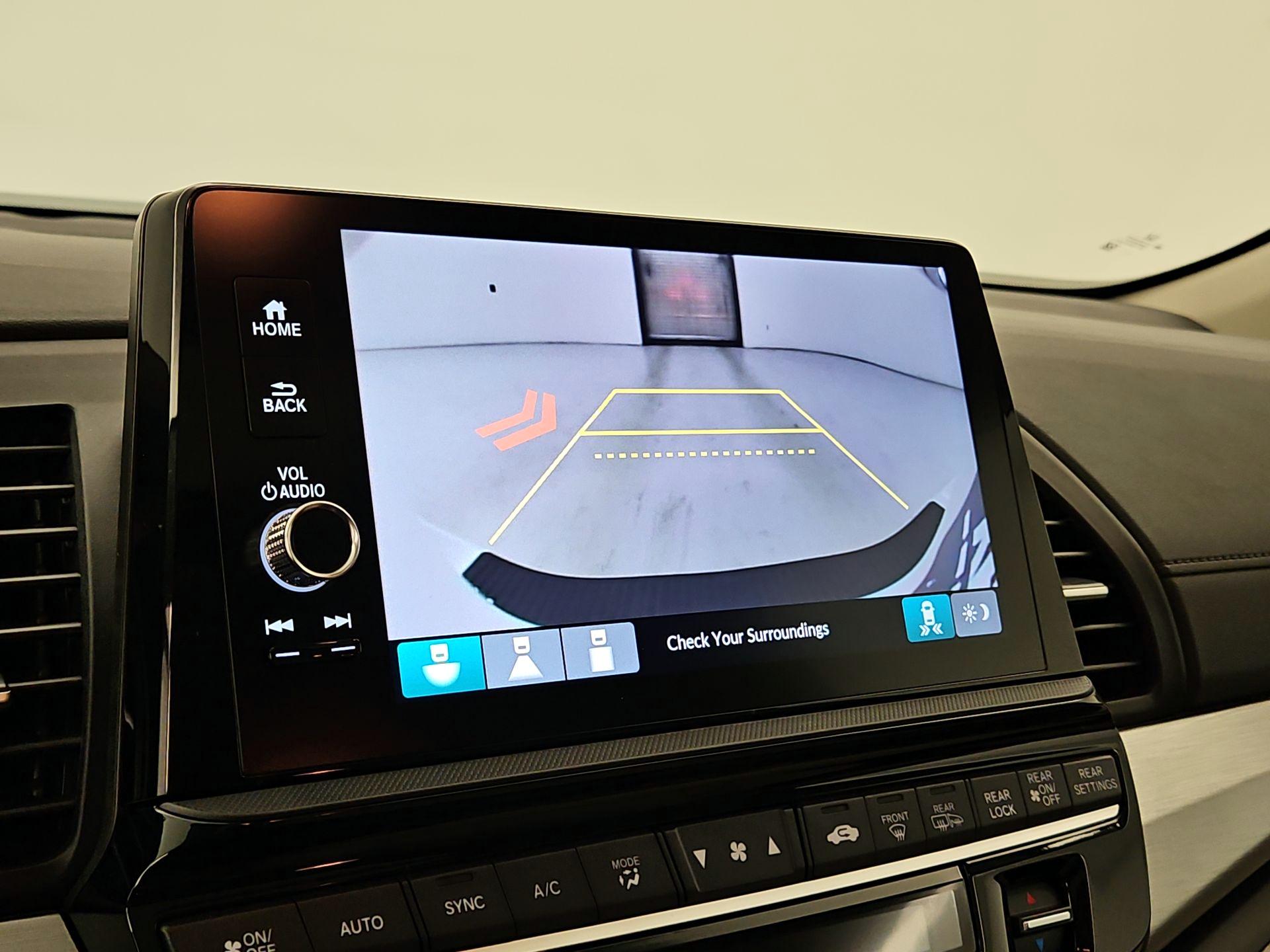 Thumbnail: 2026 Honda Odyssey - 12