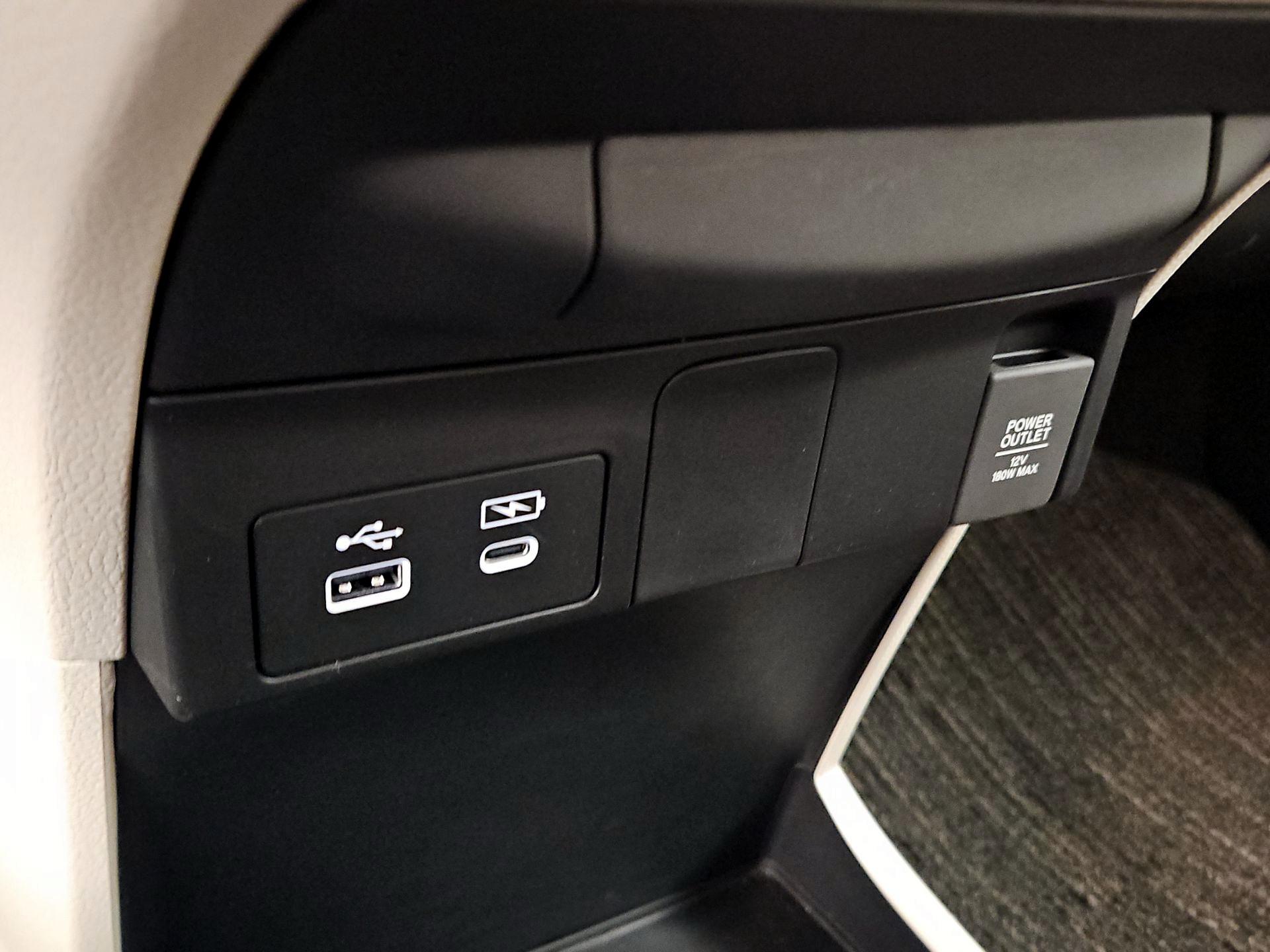 Thumbnail: 2026 Honda Odyssey - 16