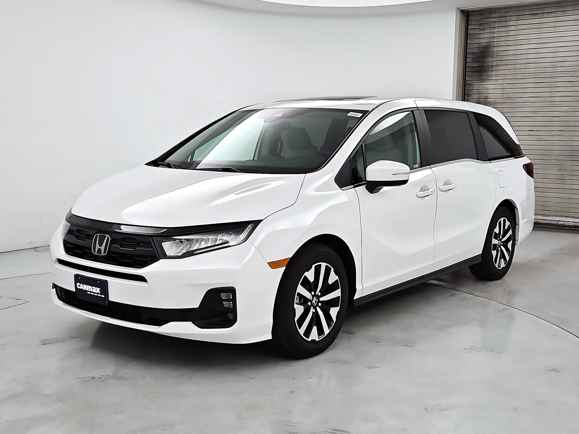 Thumbnail: 2026 Honda Odyssey - 3