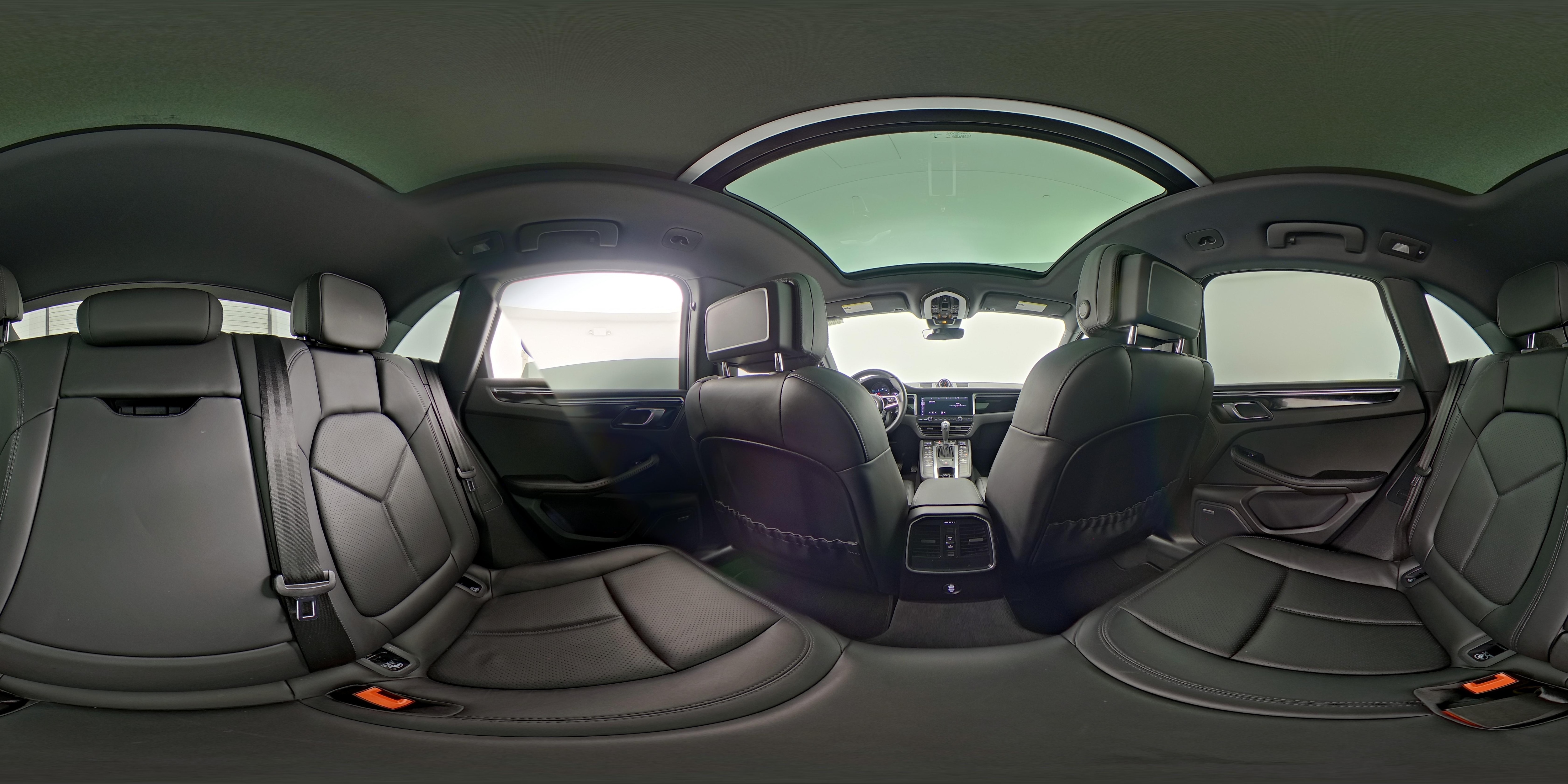 2021 Porsche Macan Base - Photo 25