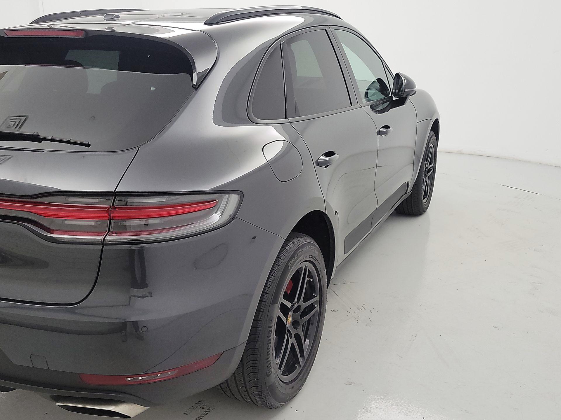 Thumbnail: 2021 Porsche Macan - 5