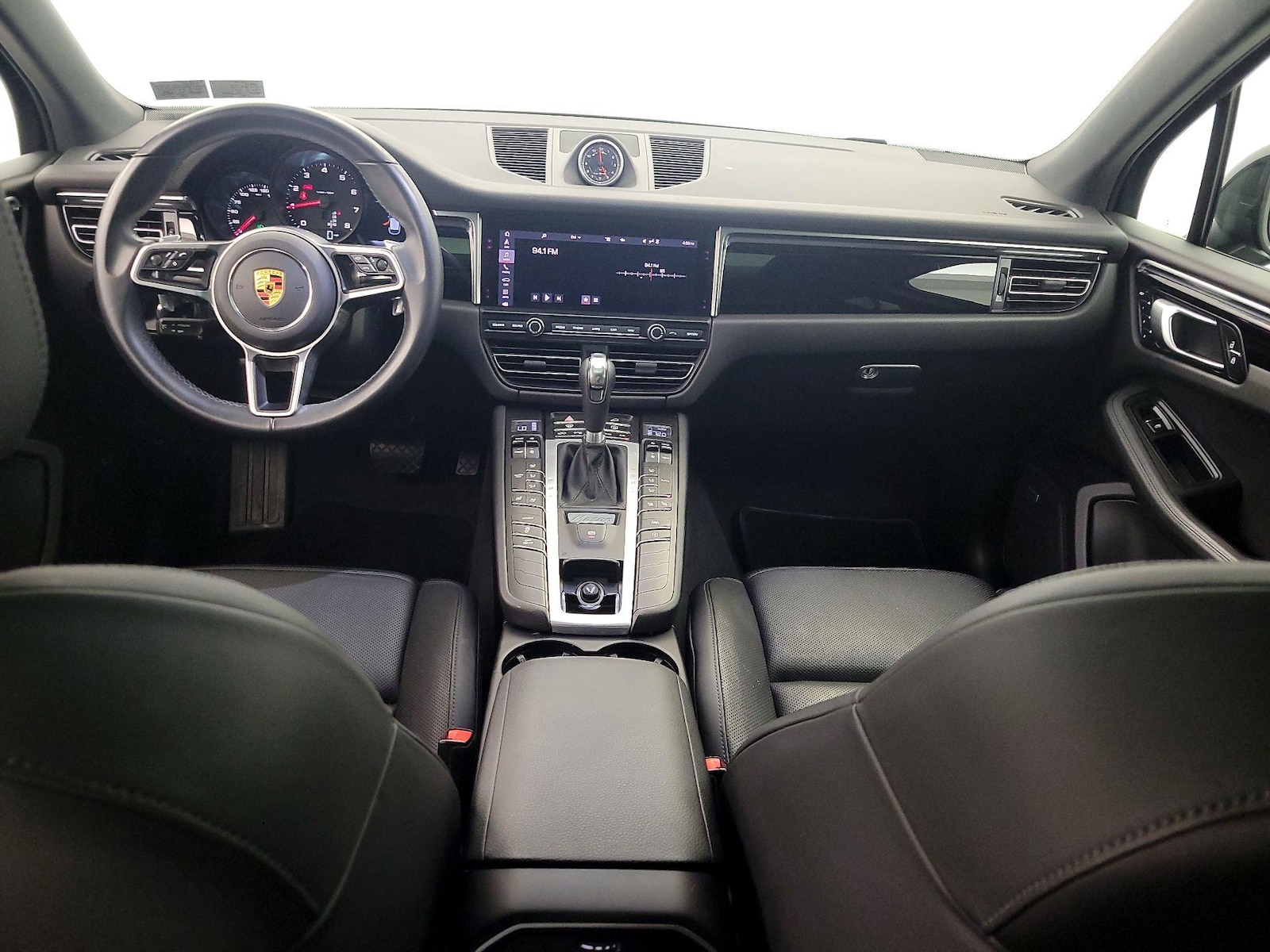 2021 Porsche Macan Base - Photo 8