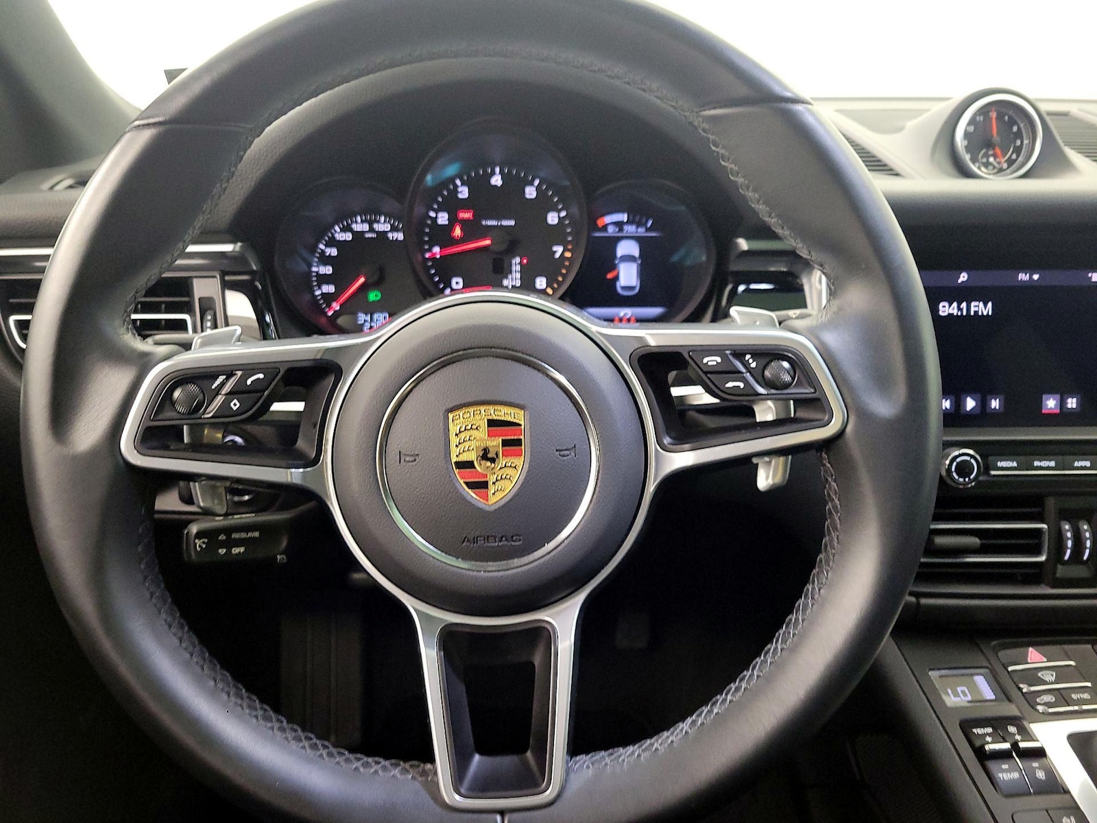 2021 Porsche Macan Base - Photo 9