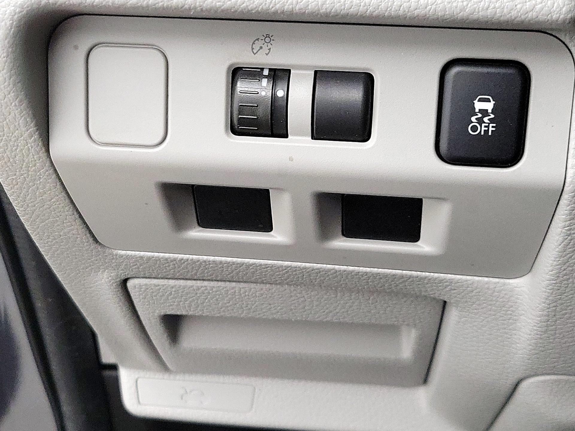 Thumbnail: 2014 Subaru Forester - 13