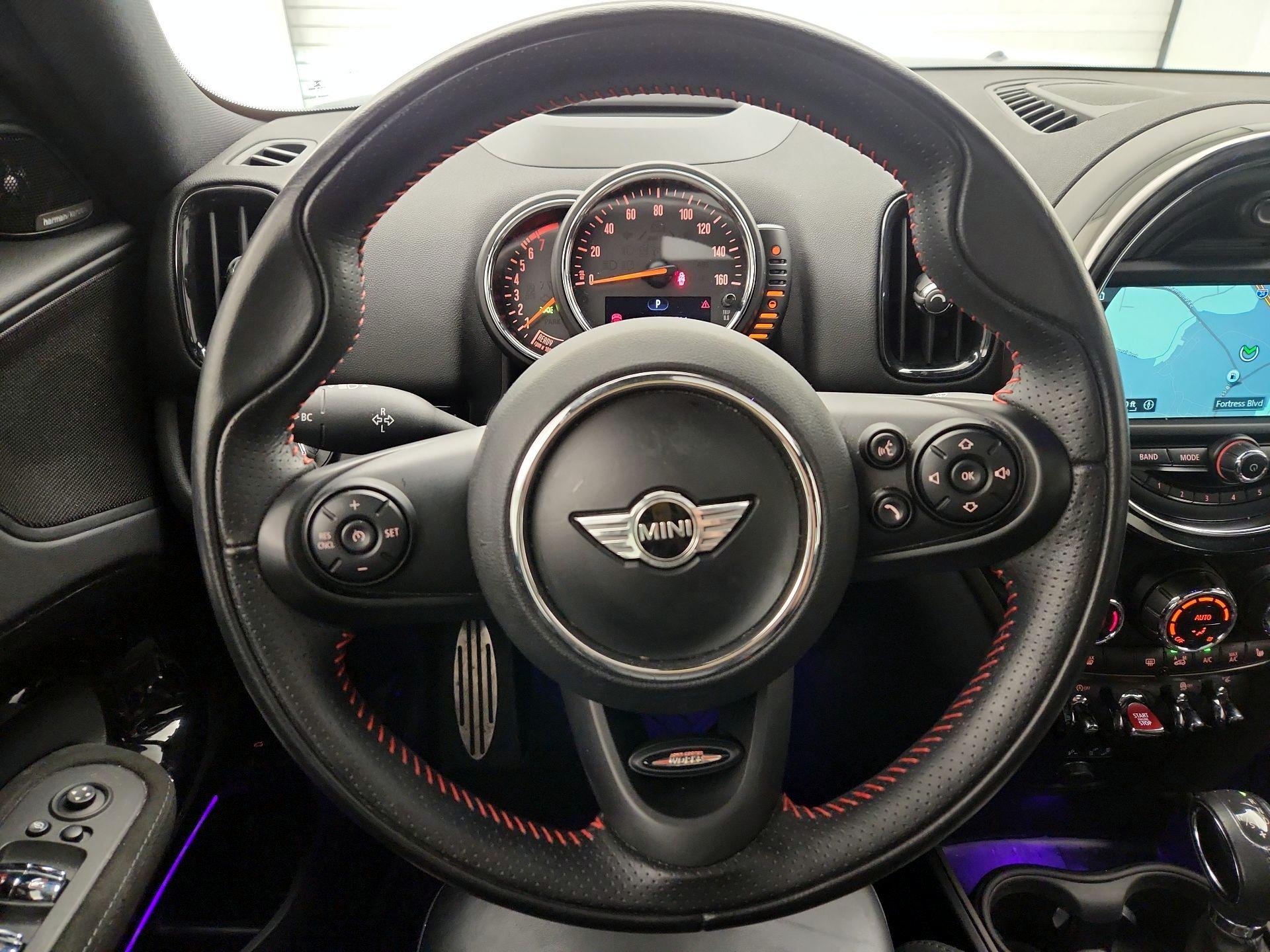 Thumbnail: 2017 MINI Cooper Countryman - 10