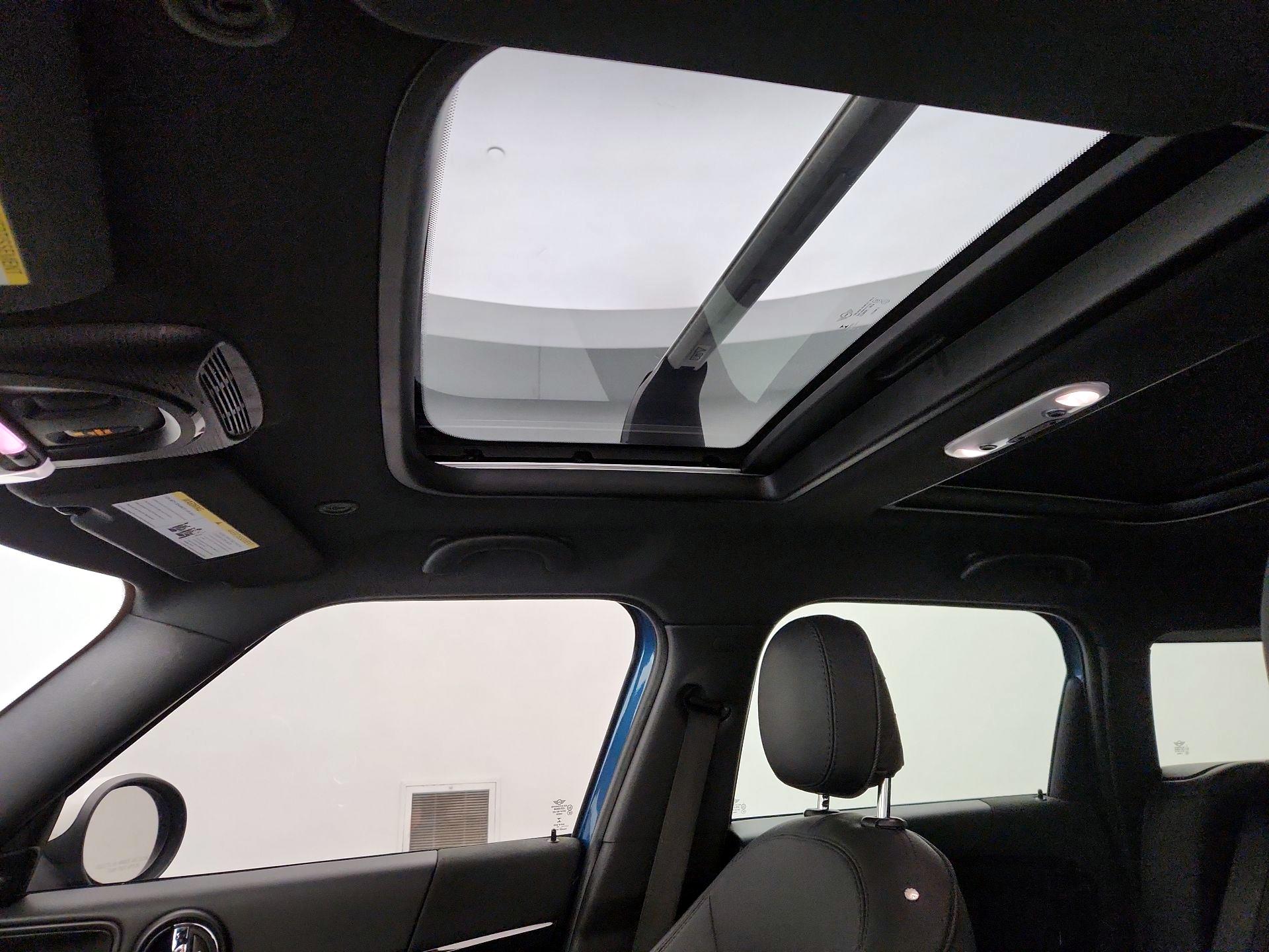 Thumbnail: 2017 MINI Cooper Countryman - 20