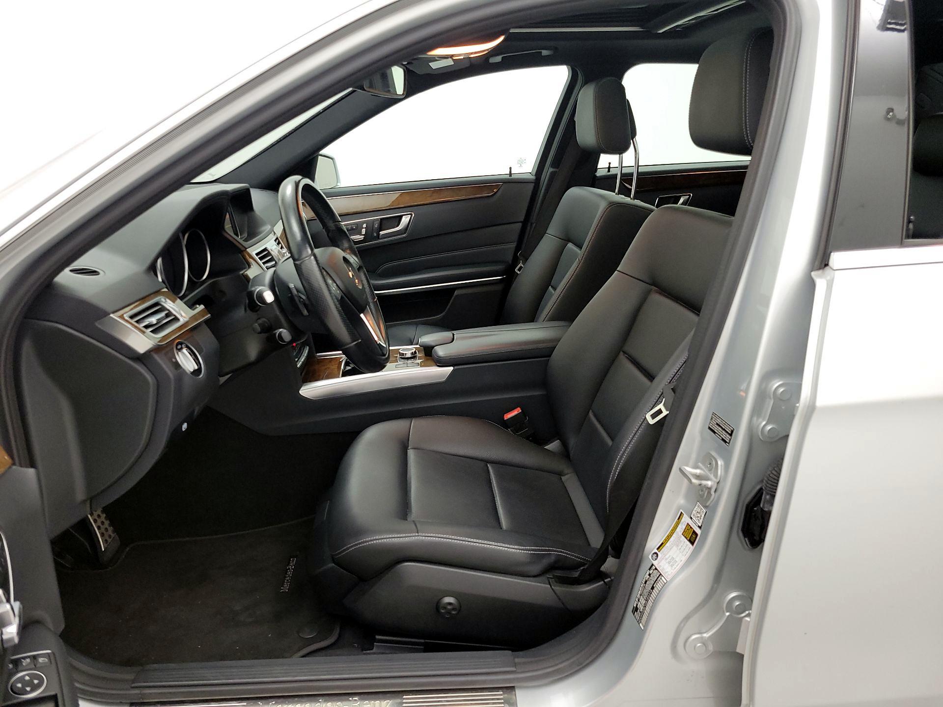 Thumbnail: 2016 Mercedes-Benz E-Class - 11