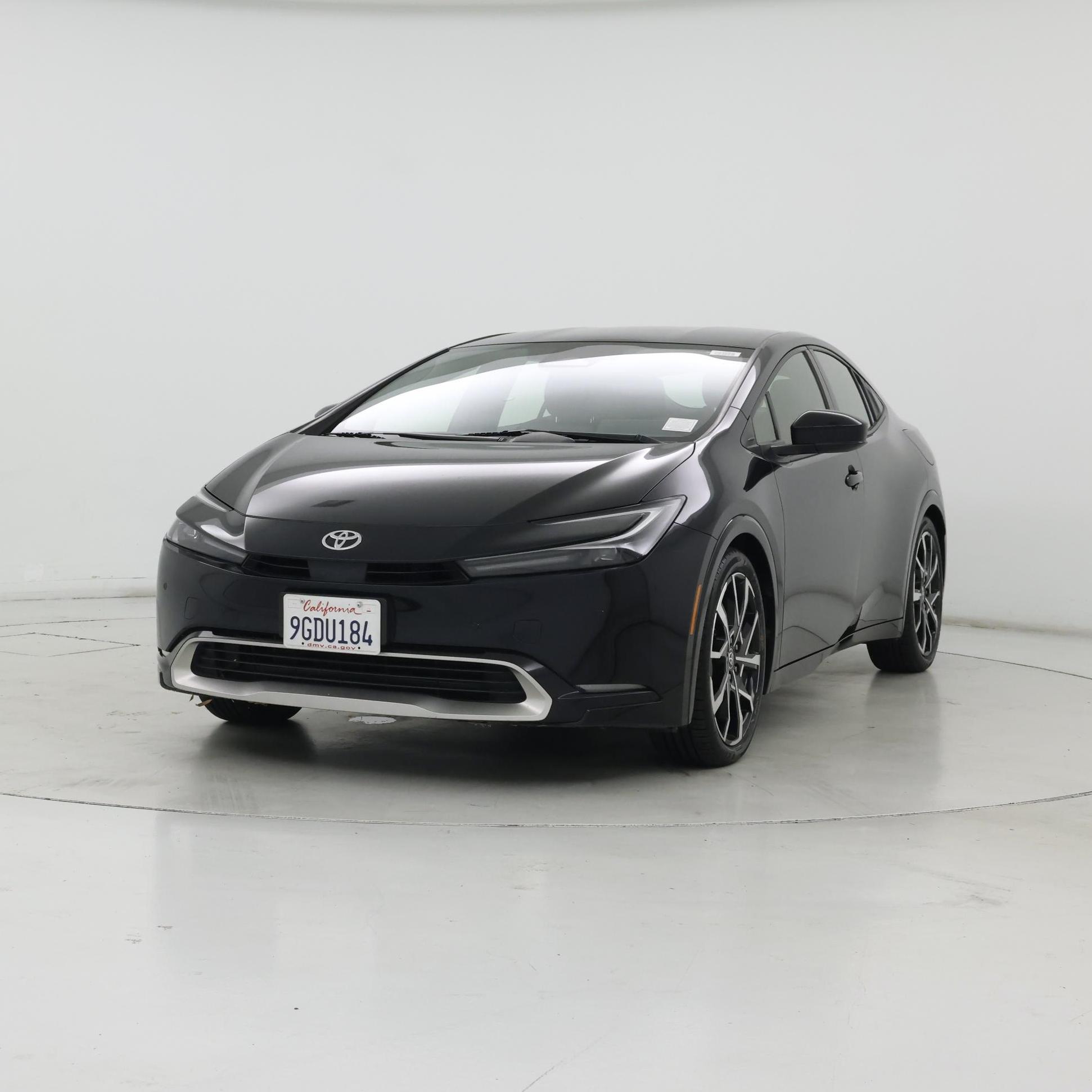 Thumbnail: 2023 Toyota Prius Prime - 4