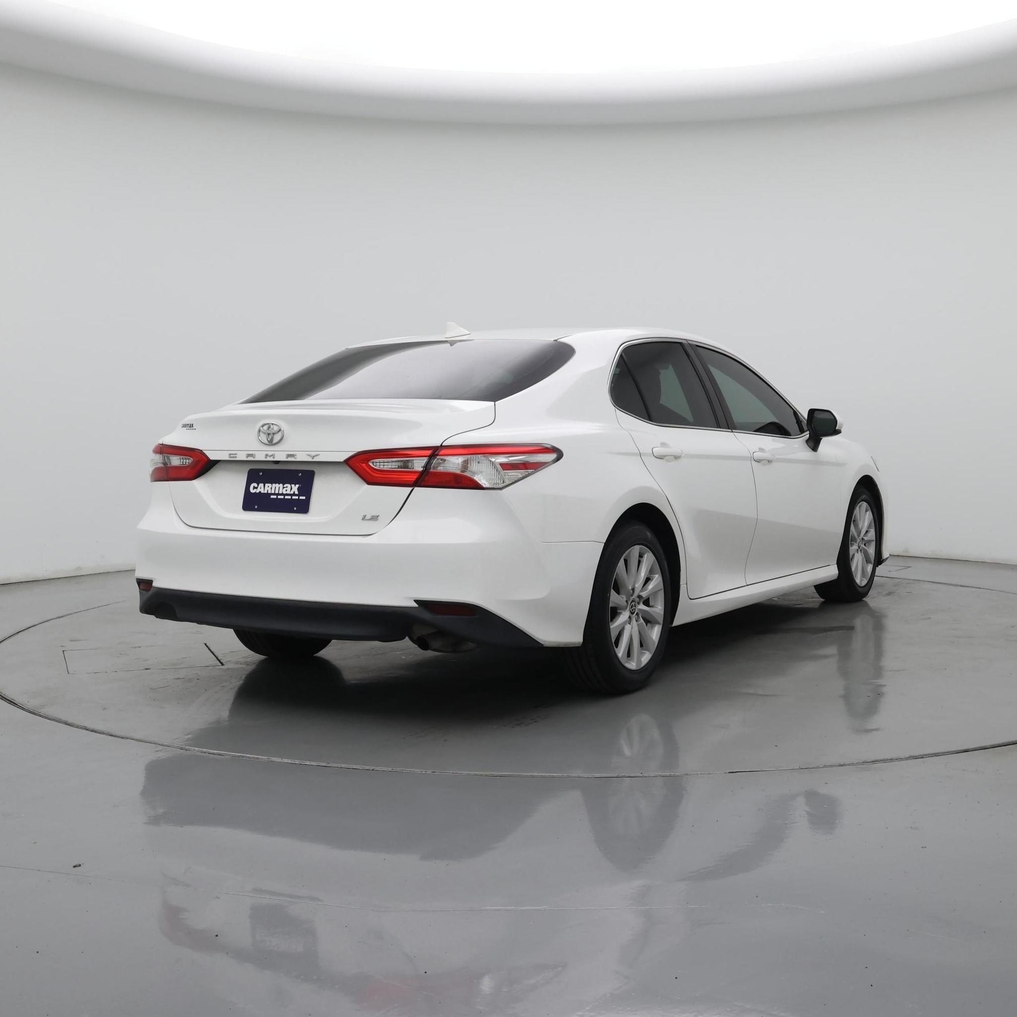 Thumbnail: 2020 Toyota Camry - 8