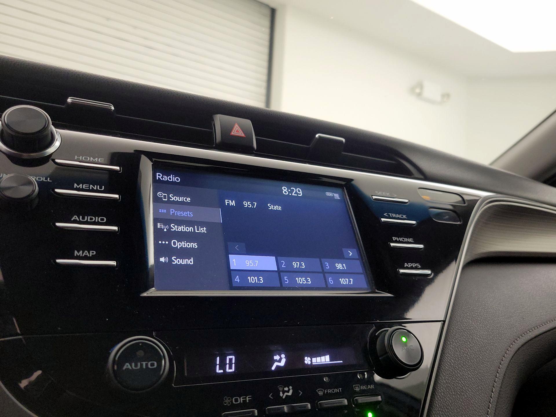 Thumbnail: 2019 Toyota Camry - 15