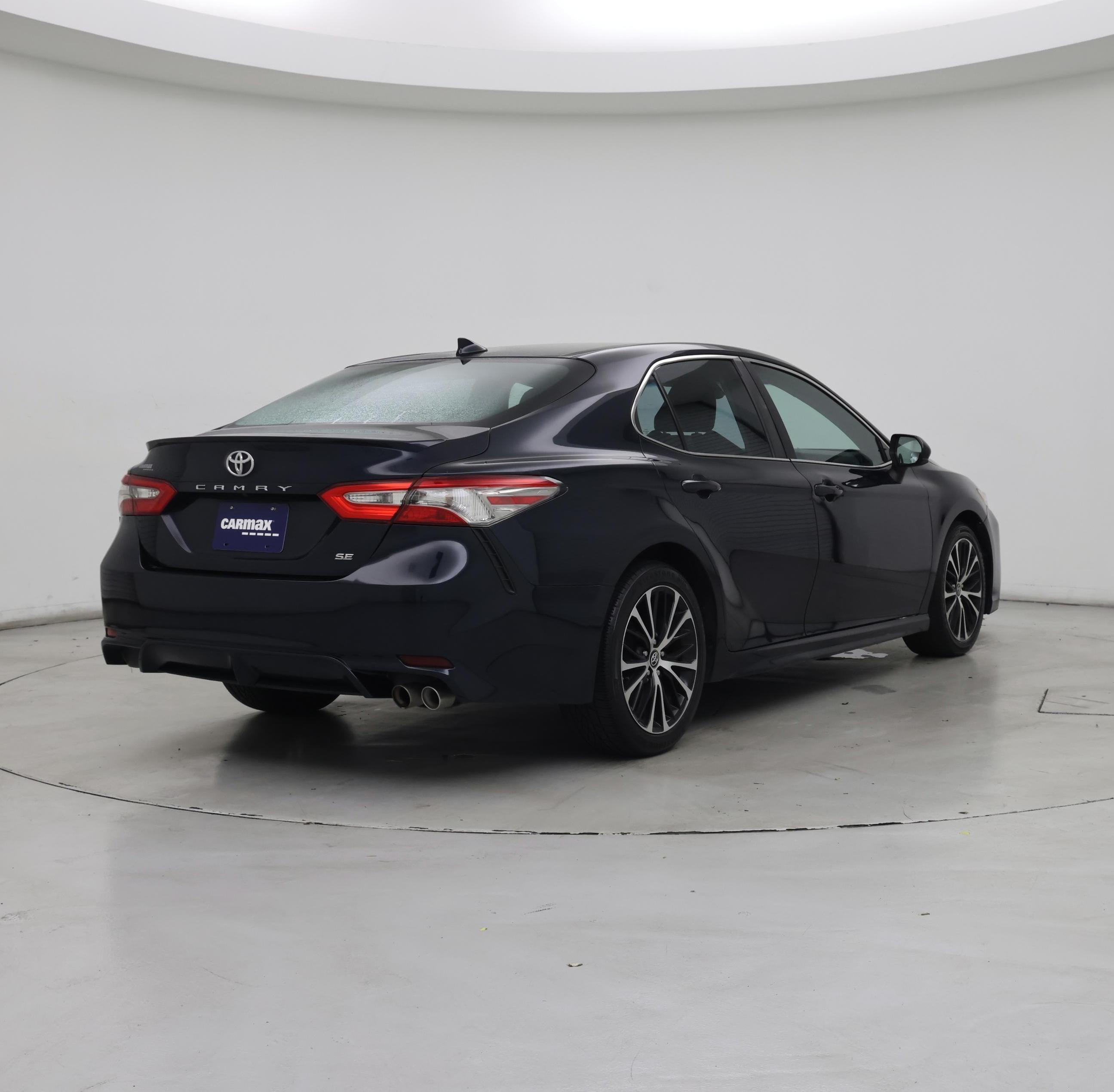 Thumbnail: 2019 Toyota Camry - 8