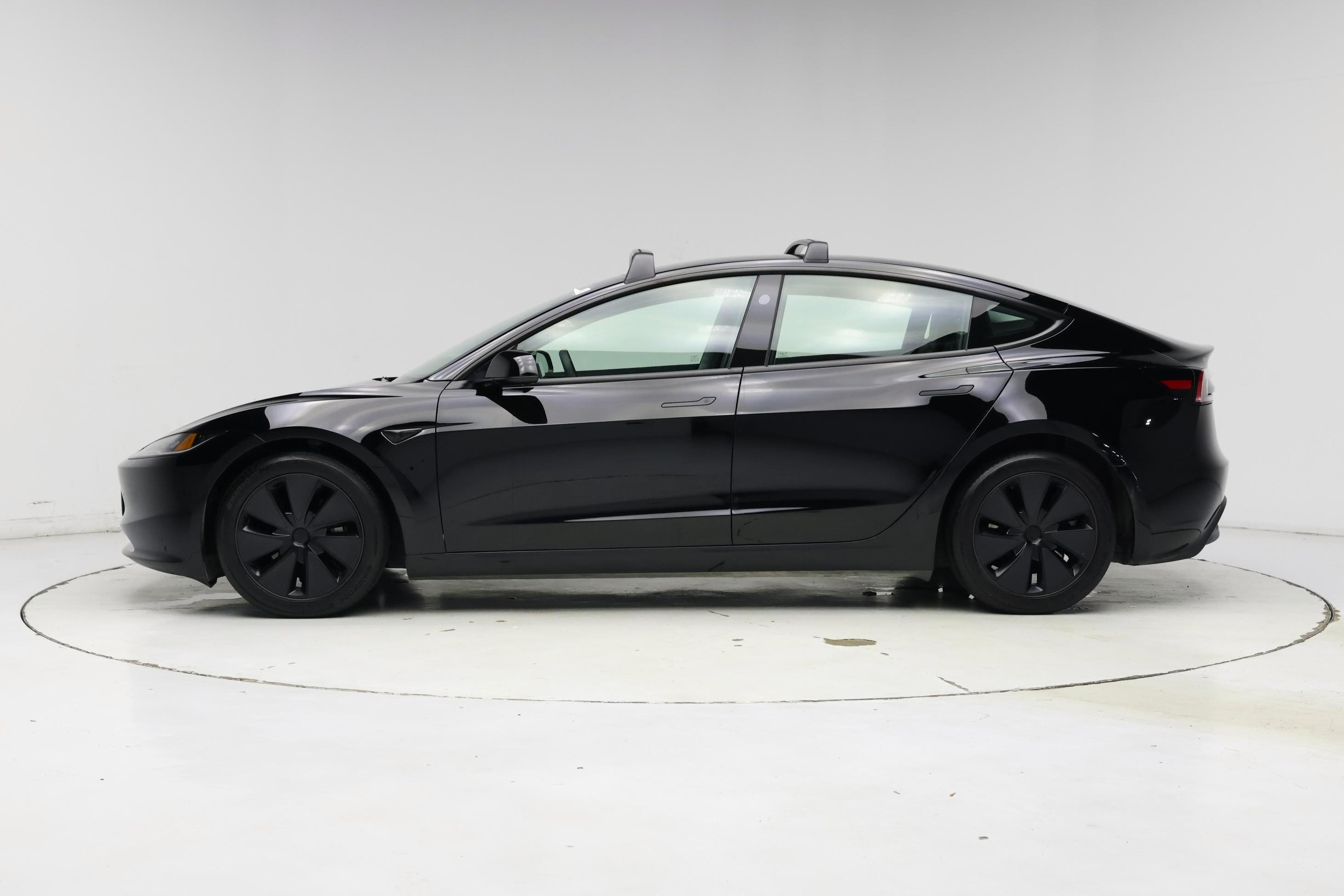 Thumbnail: 2024 Tesla Model 3 - 3