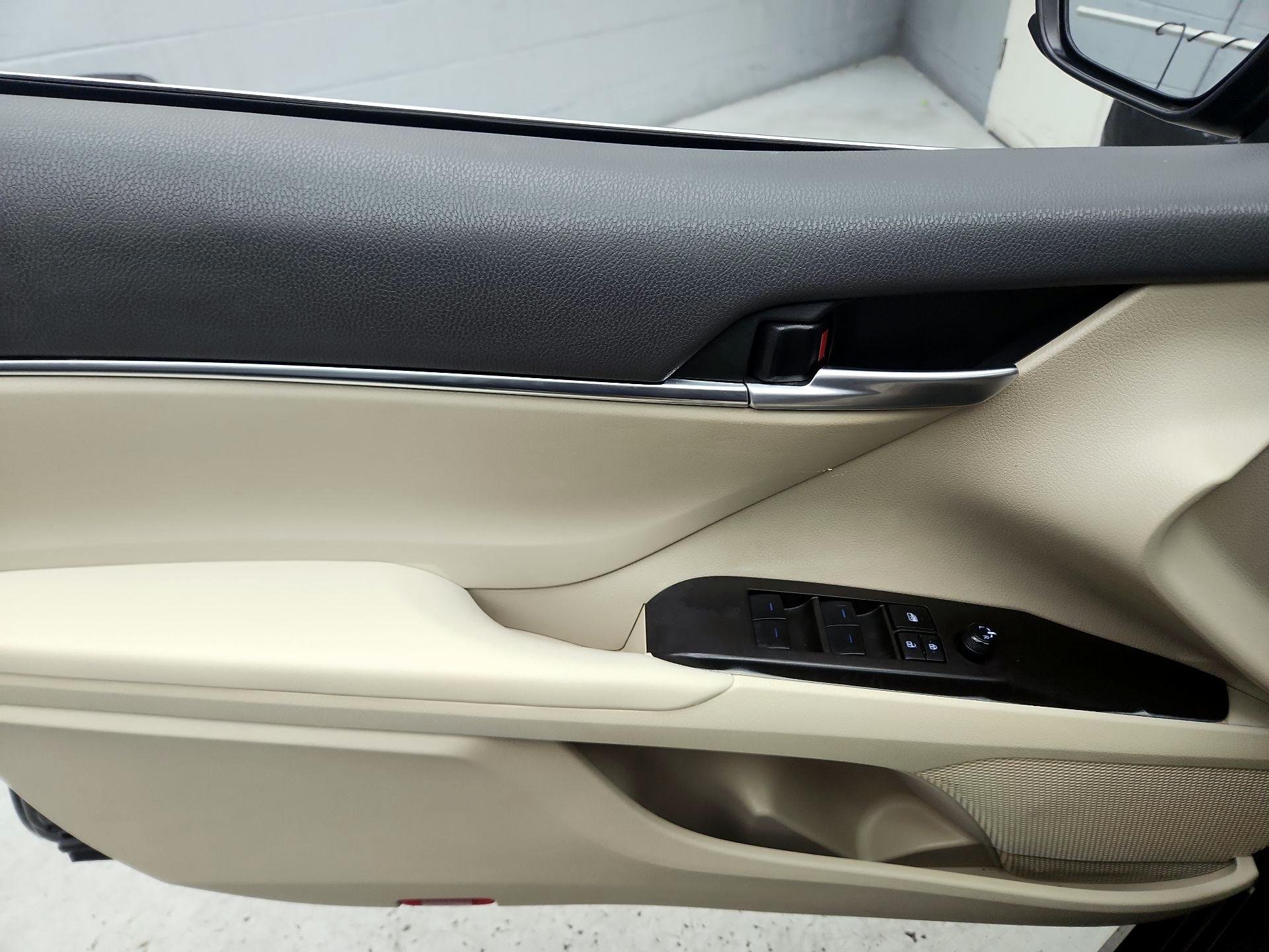 Thumbnail: 2024 Toyota Camry - 12