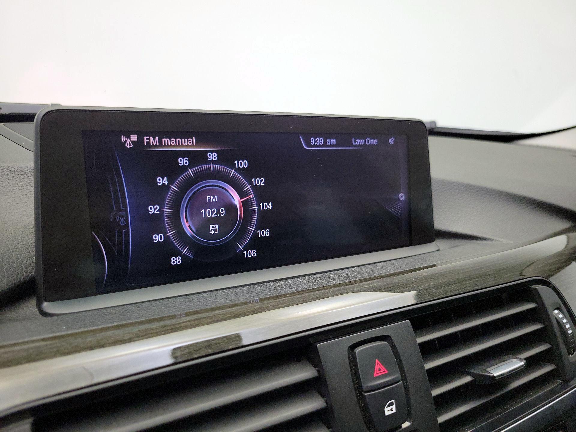 Thumbnail: 2015 BMW 3 Series - 16