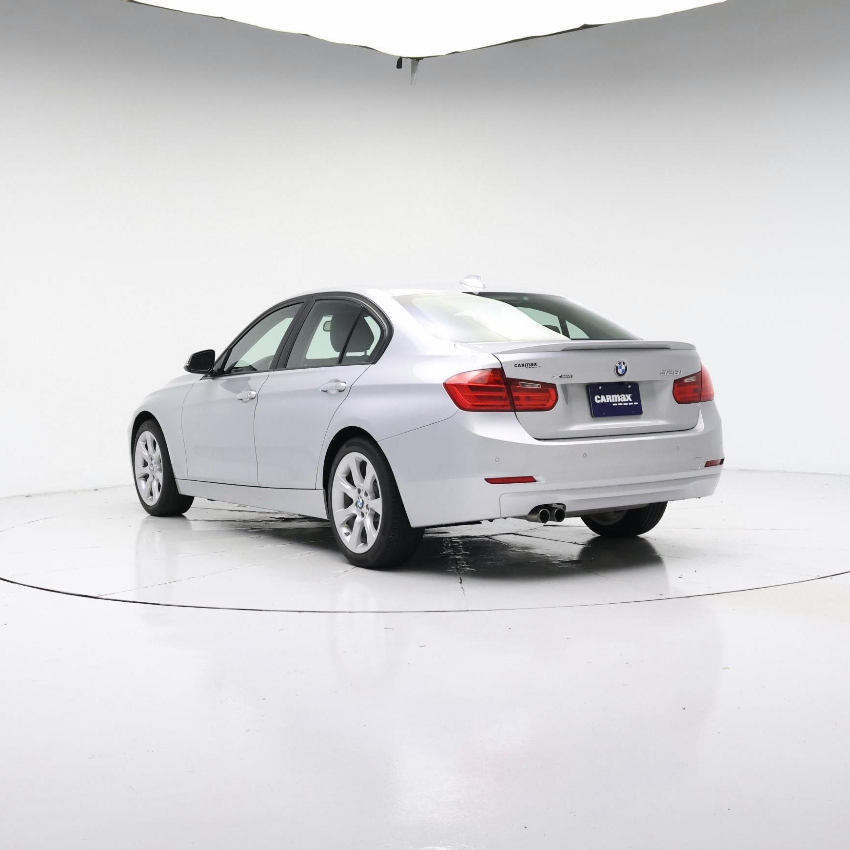 Thumbnail: 2015 BMW 3 Series - 2