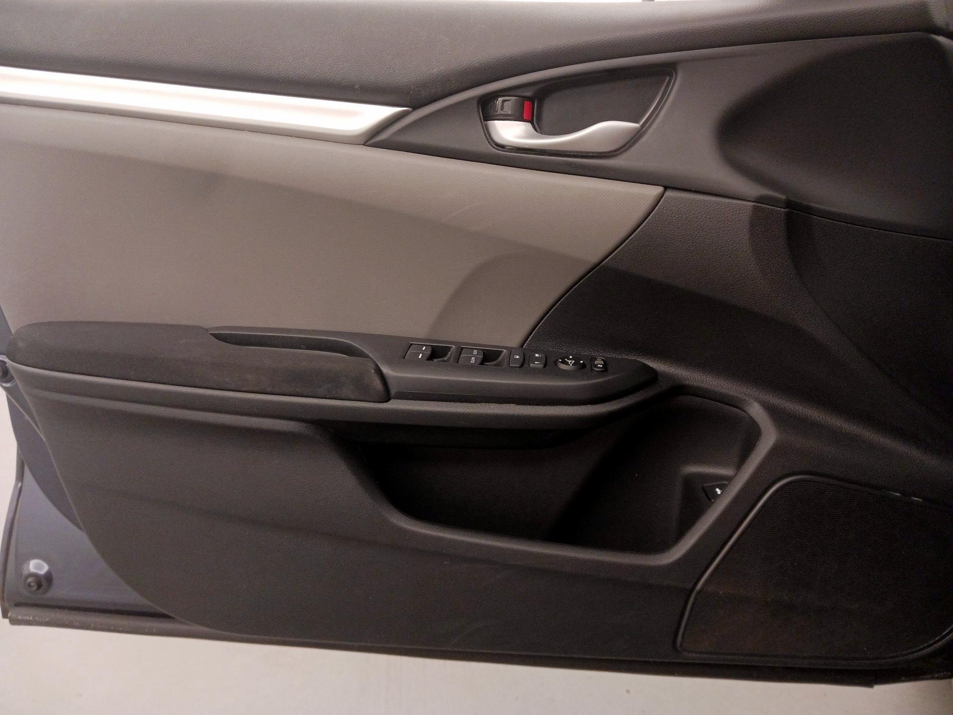 Thumbnail: 2020 Honda Civic - 12