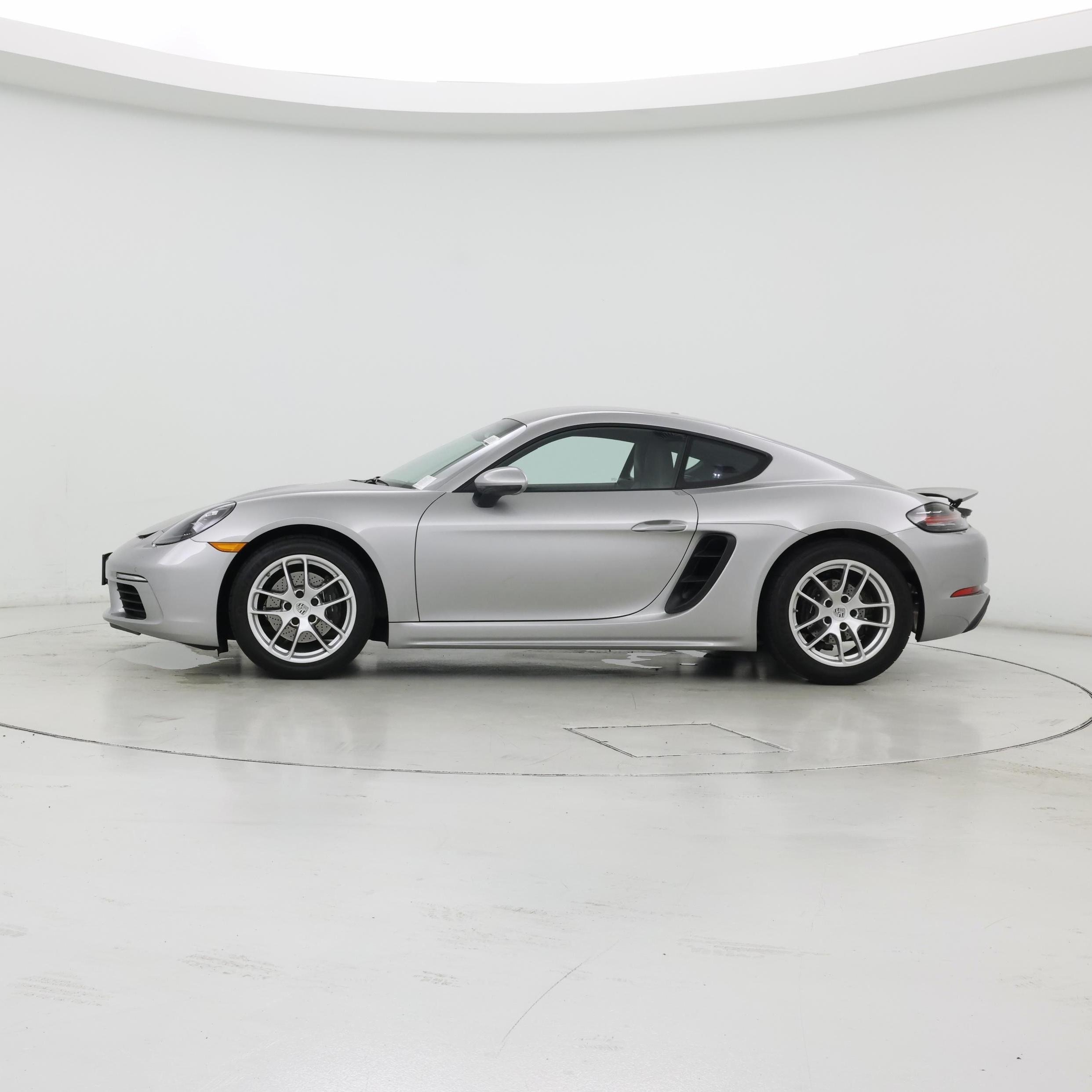 Thumbnail: 2018 Porsche 718 Cayman - 3