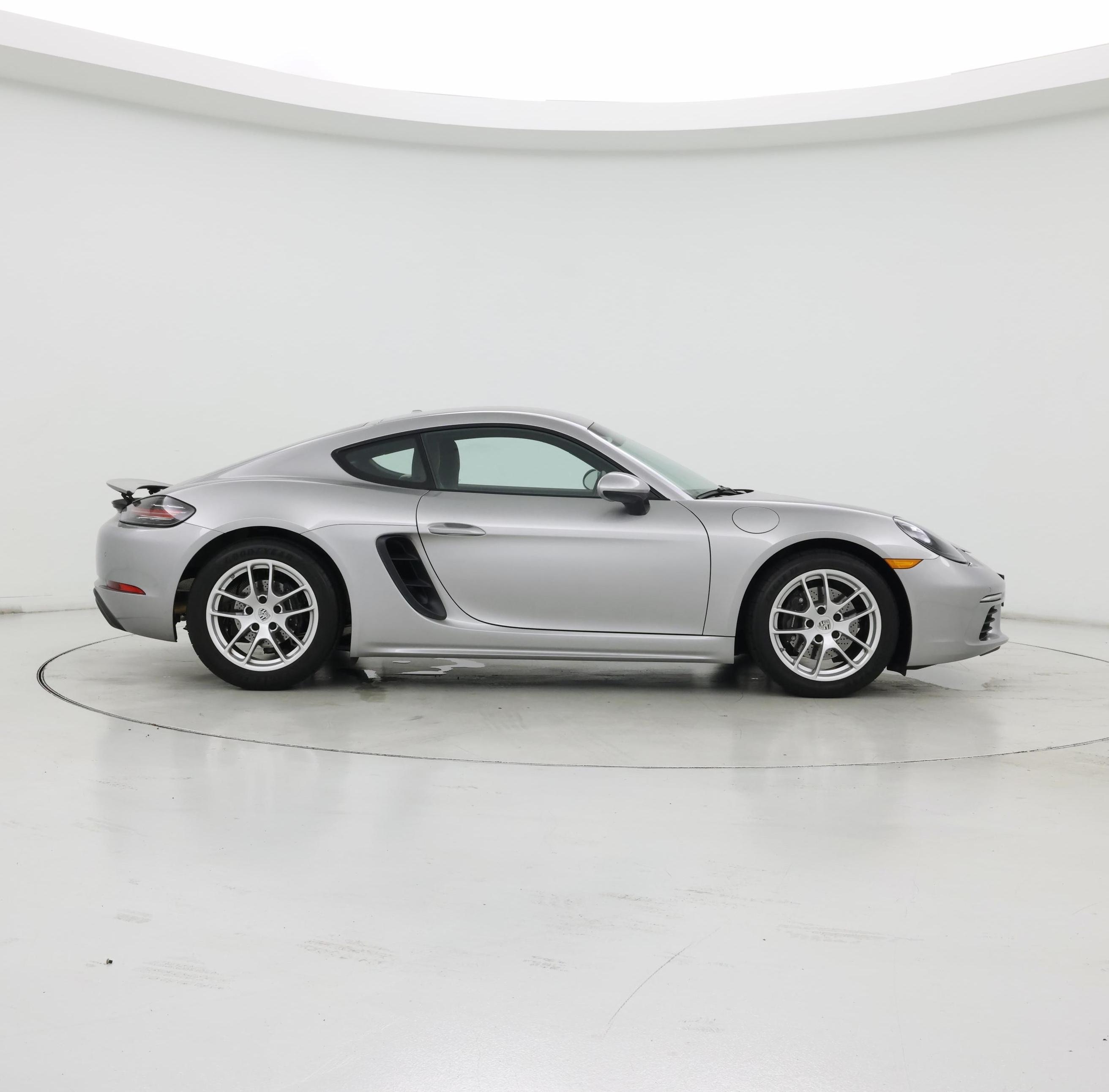 Thumbnail: 2018 Porsche 718 Cayman - 7