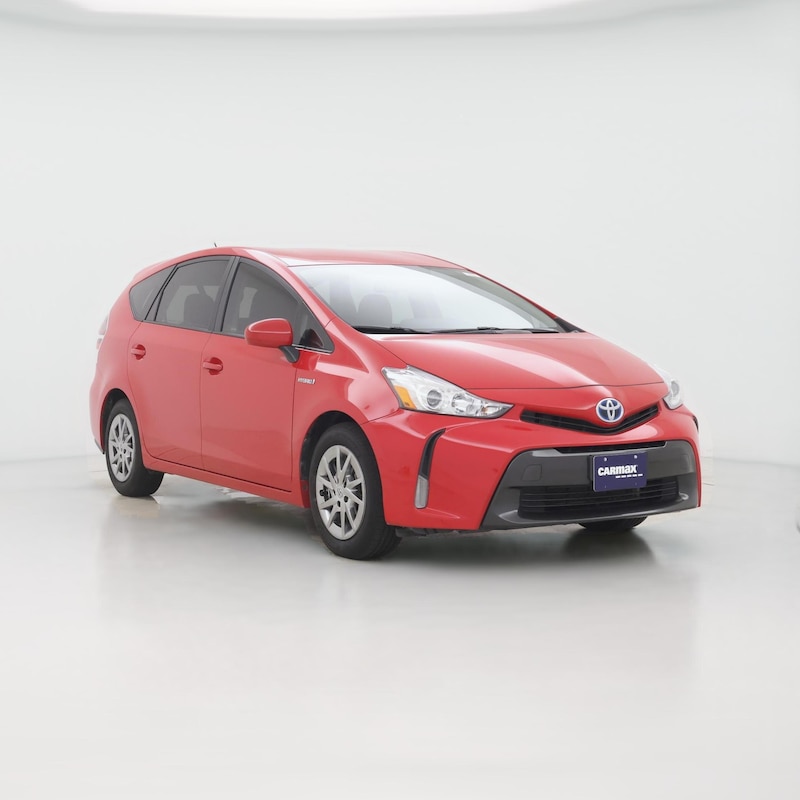 2015 Toyota Prius v Three
