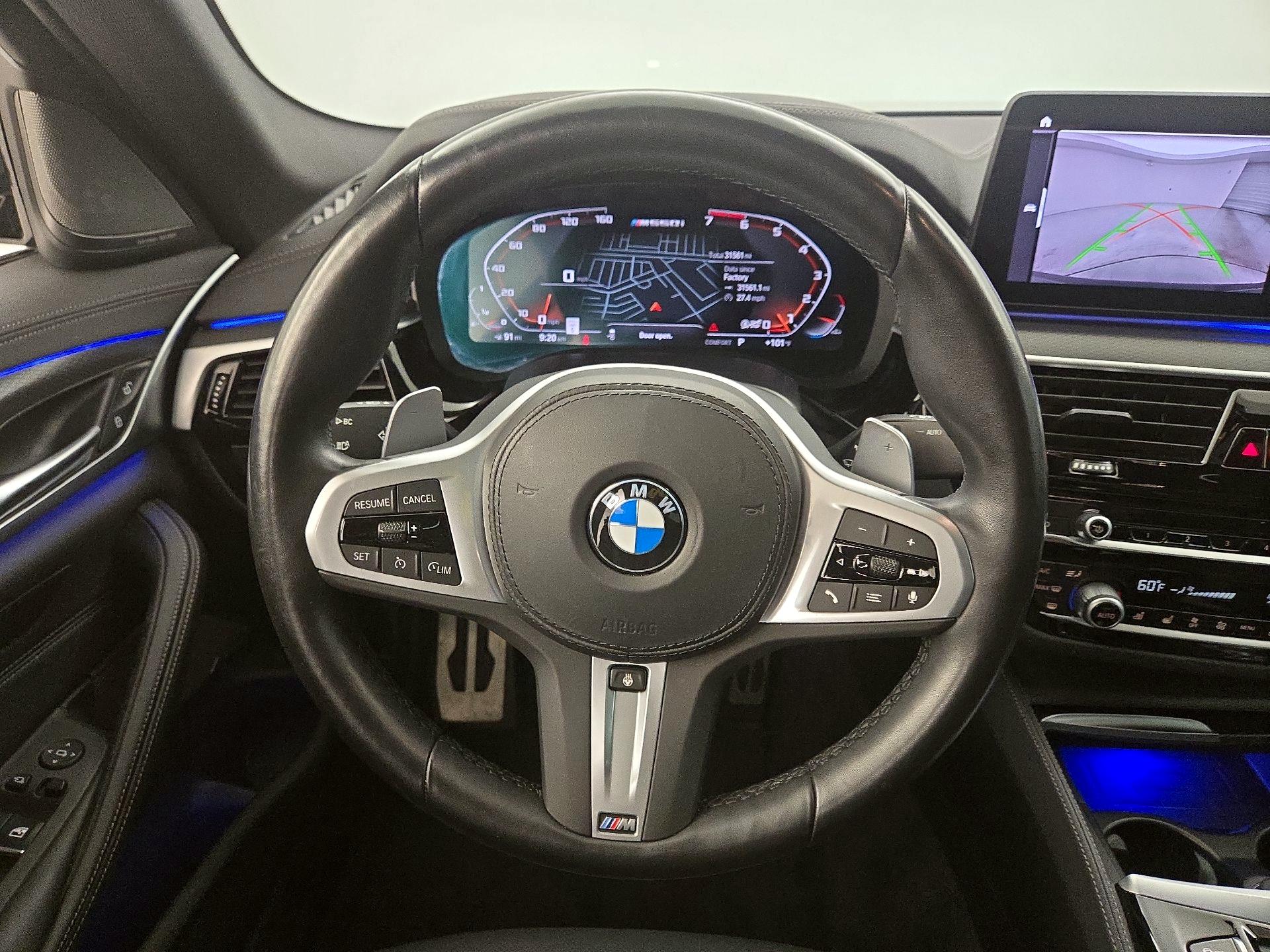 Thumbnail: 2022 BMW 5 Series - 10