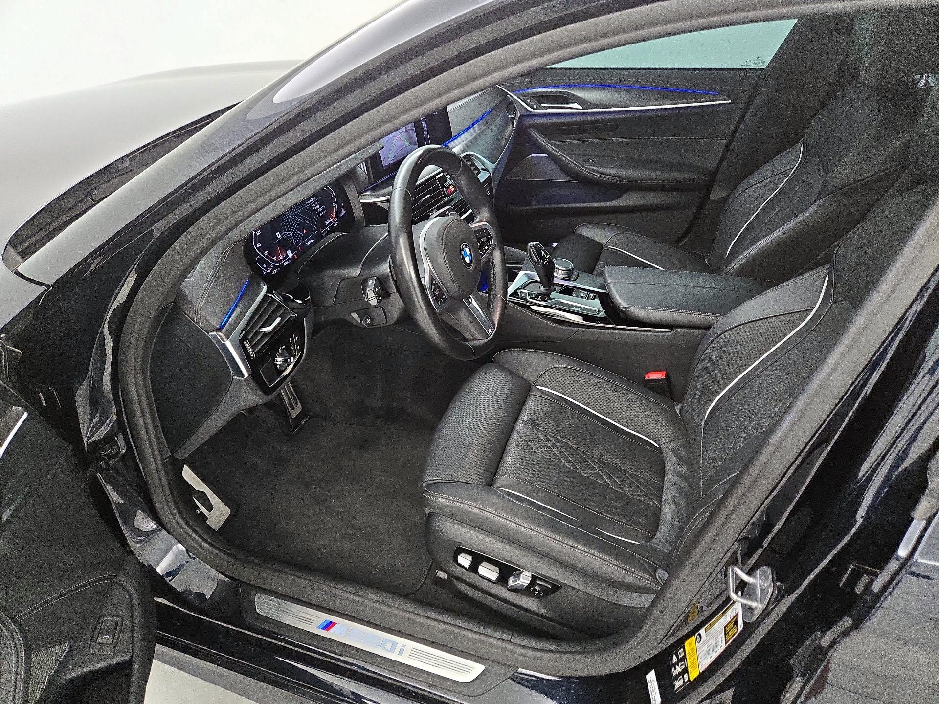 Thumbnail: 2022 BMW 5 Series - 11