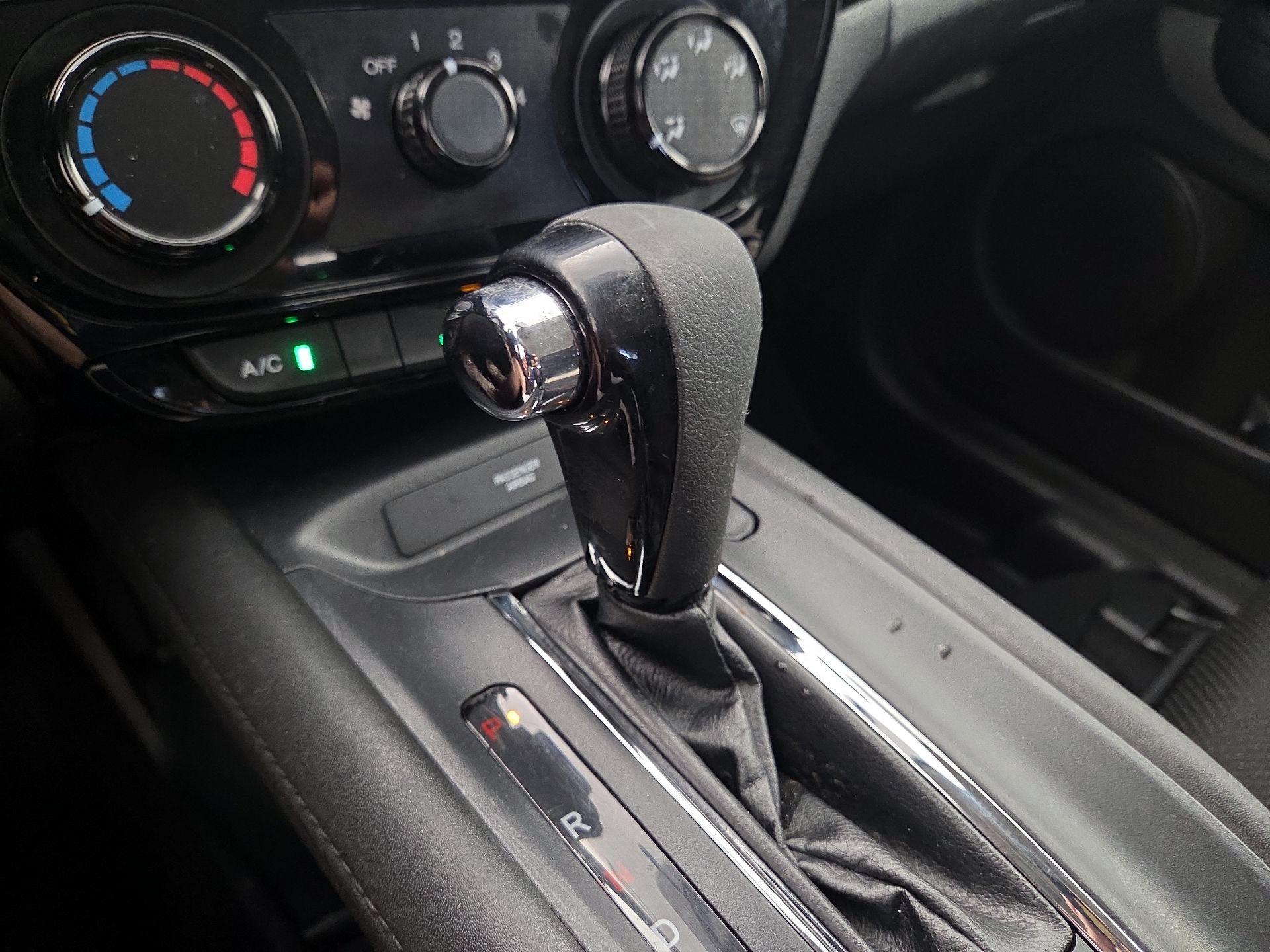 Thumbnail: 2018 Honda HR-V - 17